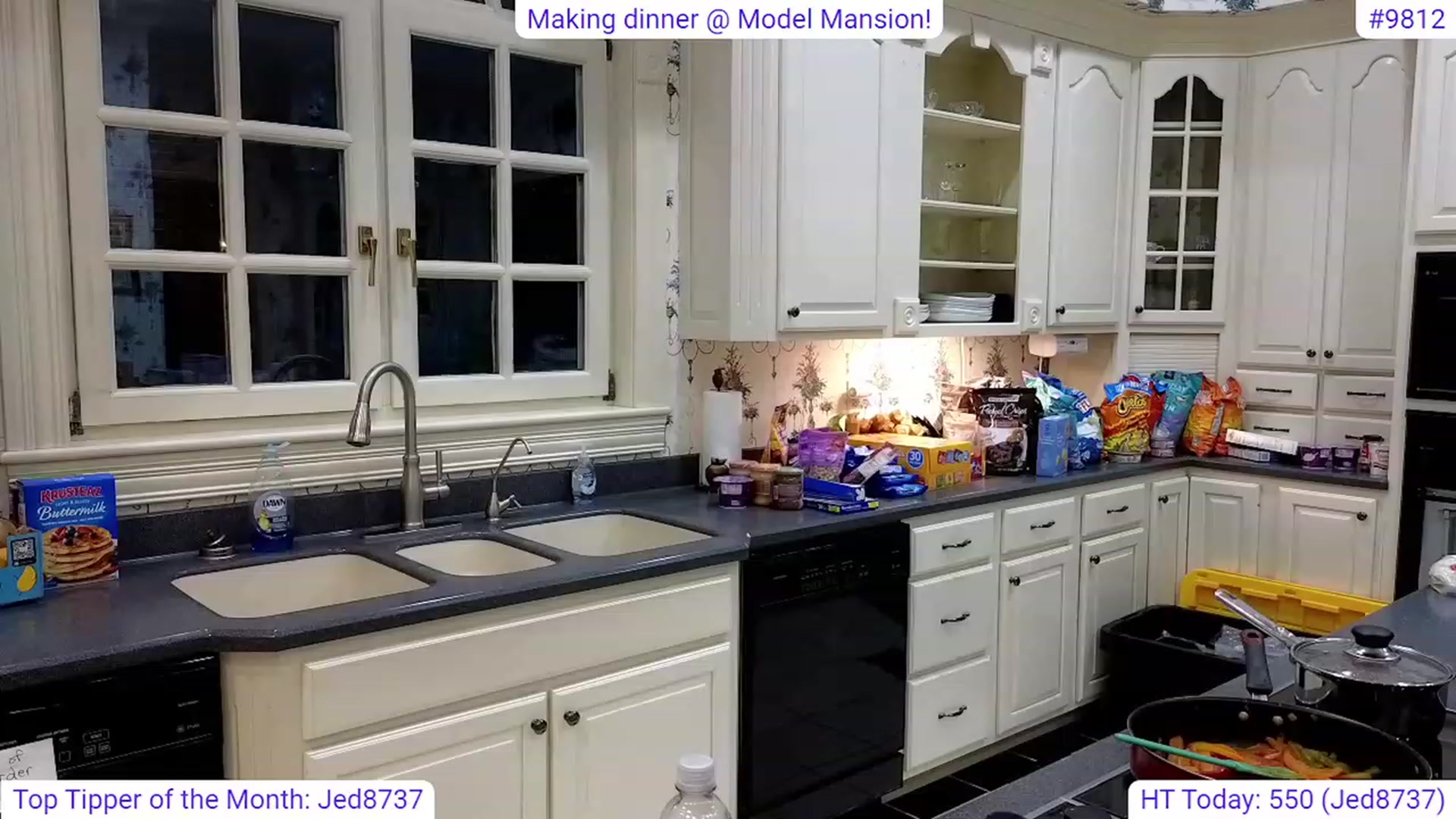 Gallery image thumbnail from GraceRyan's myfreecams stream on, 06/24/2023, 01:35 image 16 of 20