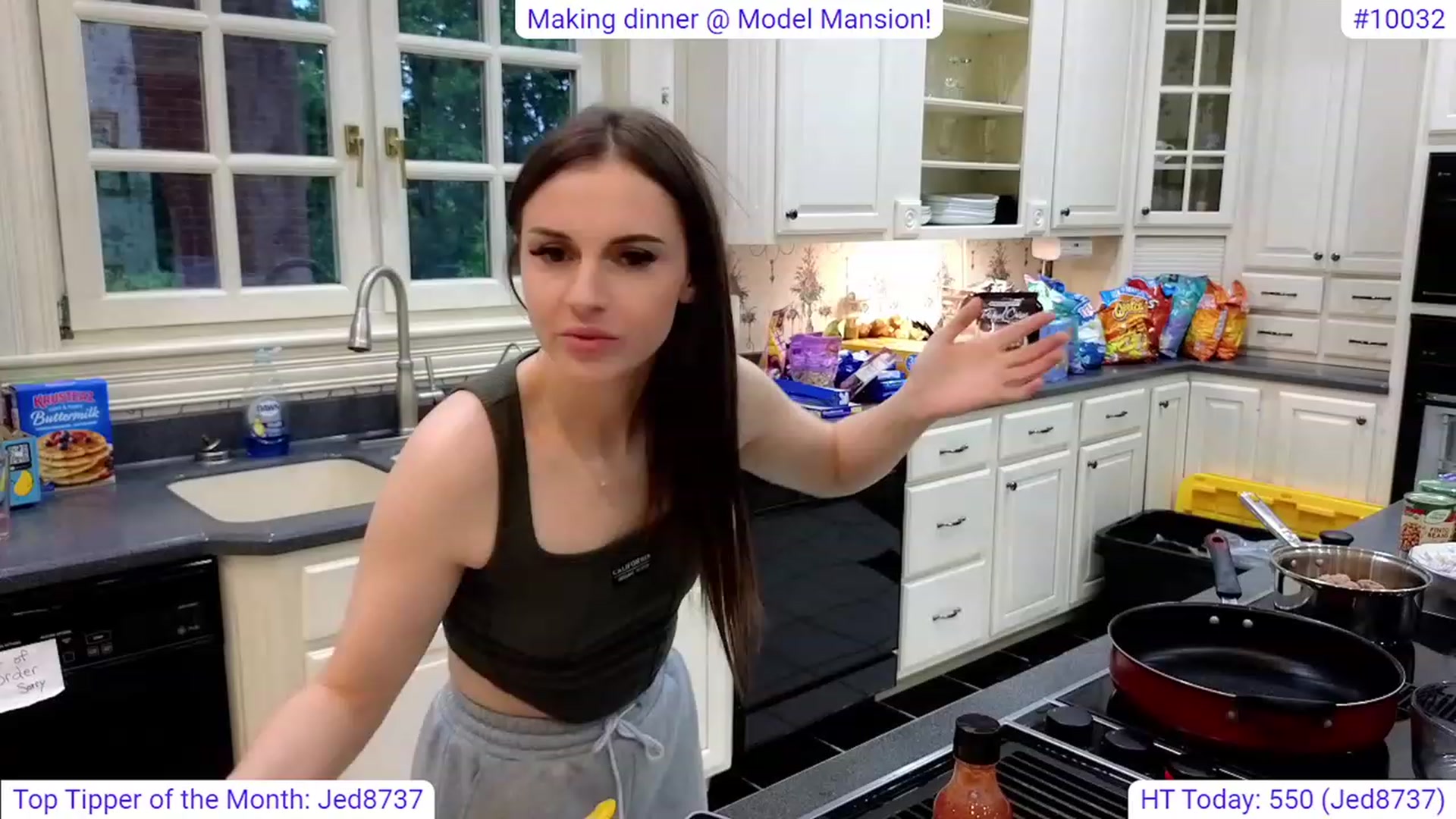 Gallery image thumbnail from GraceRyan's myfreecams stream on, 06/24/2023, 01:35 image 6 of 20