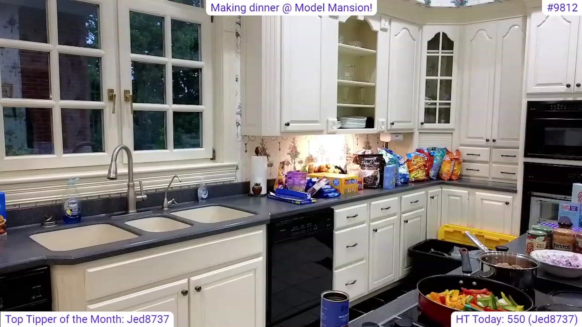 Gallery image thumbnail from GraceRyan's myfreecams stream on, 06/24/2023, 01:35 image 8 of 20