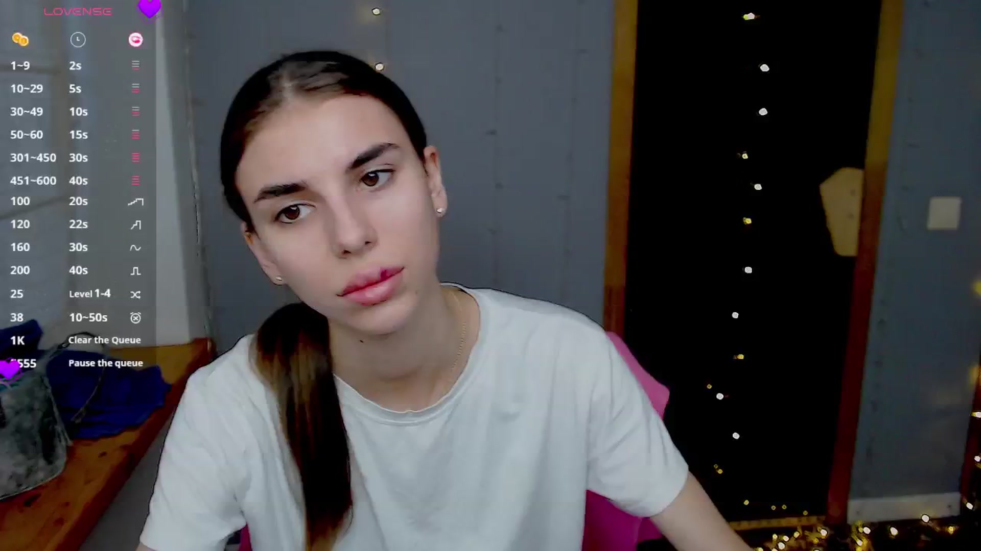 Gallery image thumbnail from Graceful_Doll's myfreecams stream on, 10/26/2024, 08:53 image 6 of 20
