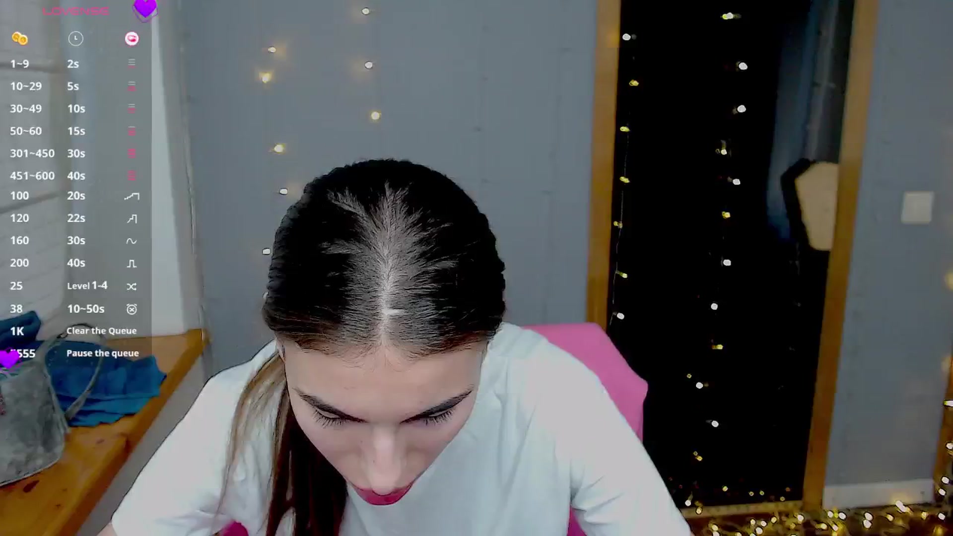 Gallery image thumbnail from Graceful_Doll's myfreecams stream on, 10/26/2024, 08:53 image 10 of 20