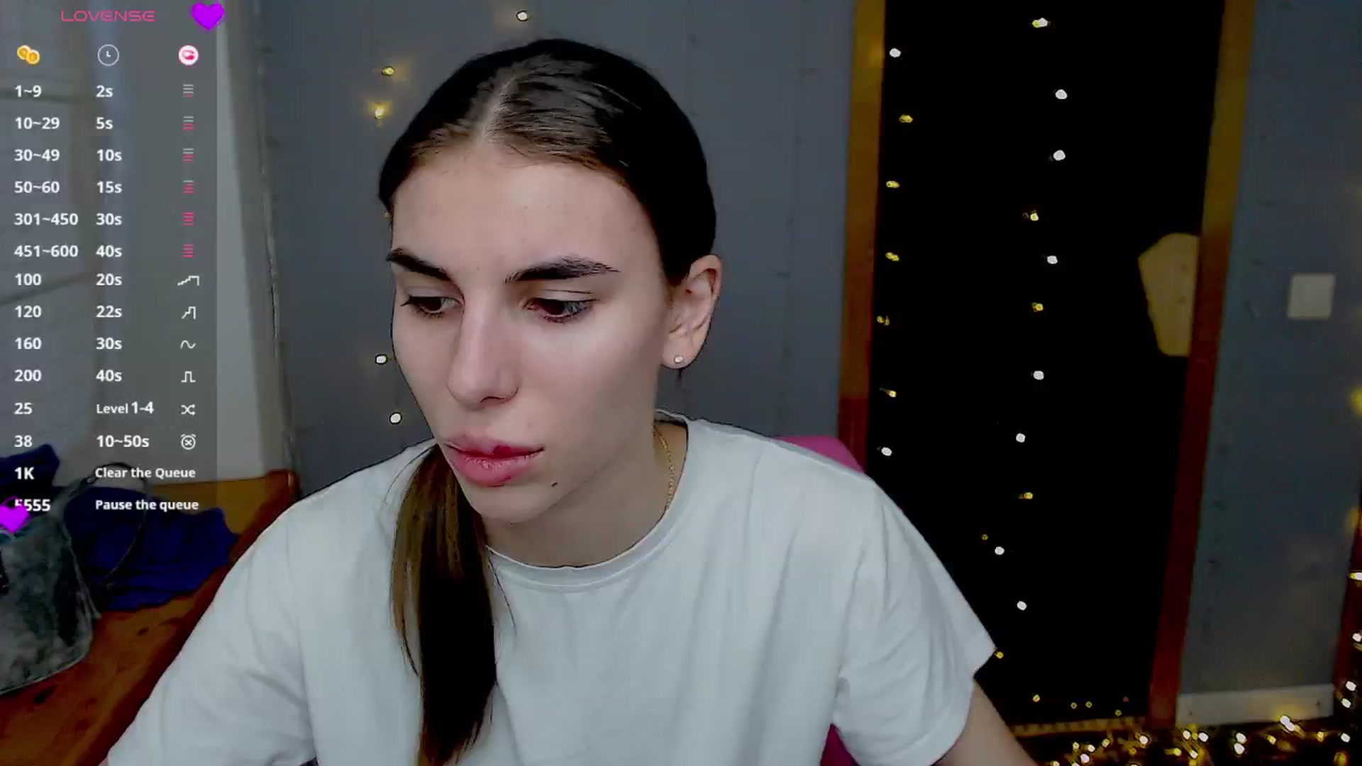 Gallery image thumbnail from Graceful_Doll's myfreecams stream on, 10/26/2024, 08:53 image 19 of 20