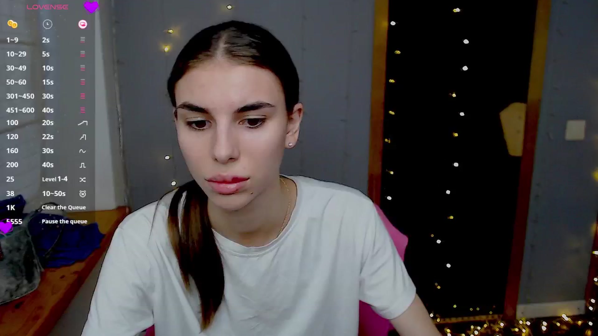 Gallery image thumbnail from Graceful_Doll's myfreecams stream on, 10/26/2024, 08:53 image 7 of 20