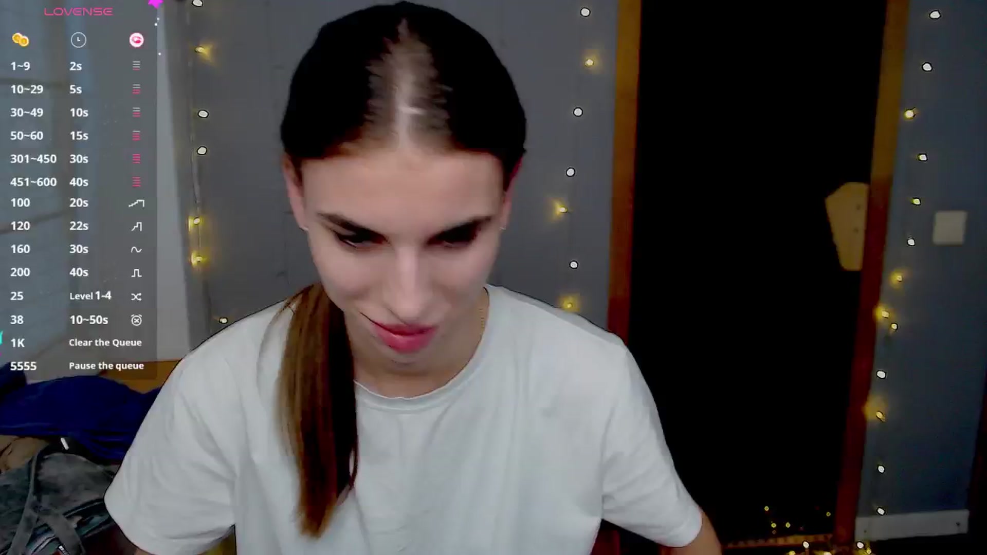 Gallery image thumbnail from Graceful_Doll's myfreecams stream on, 10/26/2024, 11:05 image 14 of 20
