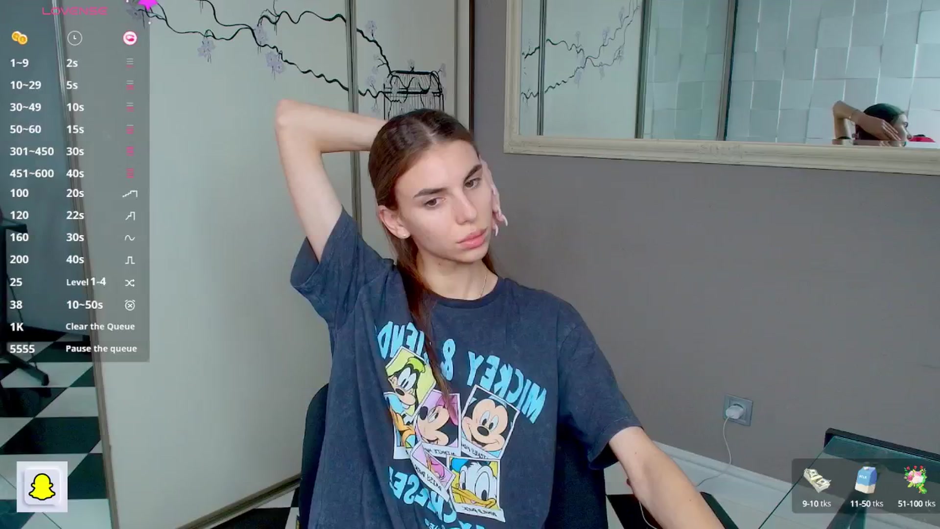 Gallery image thumbnail from Graceful_Doll's myfreecams stream on, 10/29/2024, 17:16 image 17 of 20
