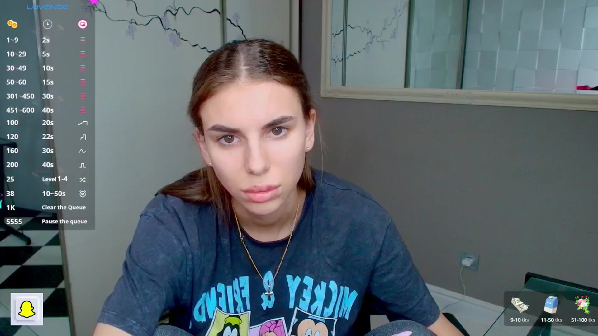Gallery image thumbnail from Graceful_Doll's myfreecams stream on, 10/29/2024, 17:16 image 18 of 20