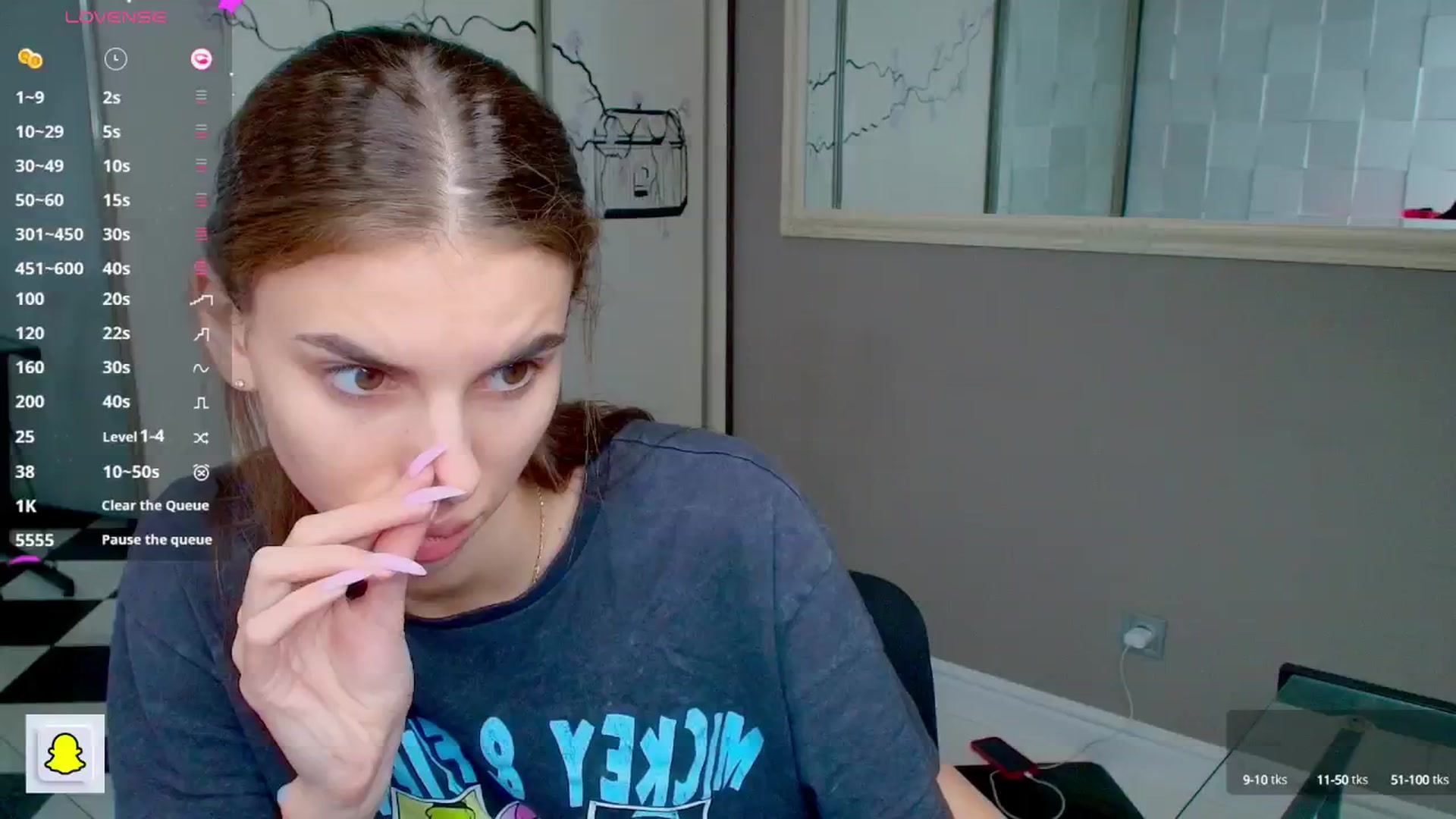 Gallery image thumbnail from Graceful_Doll's myfreecams stream on, 10/29/2024, 17:16 image 16 of 20