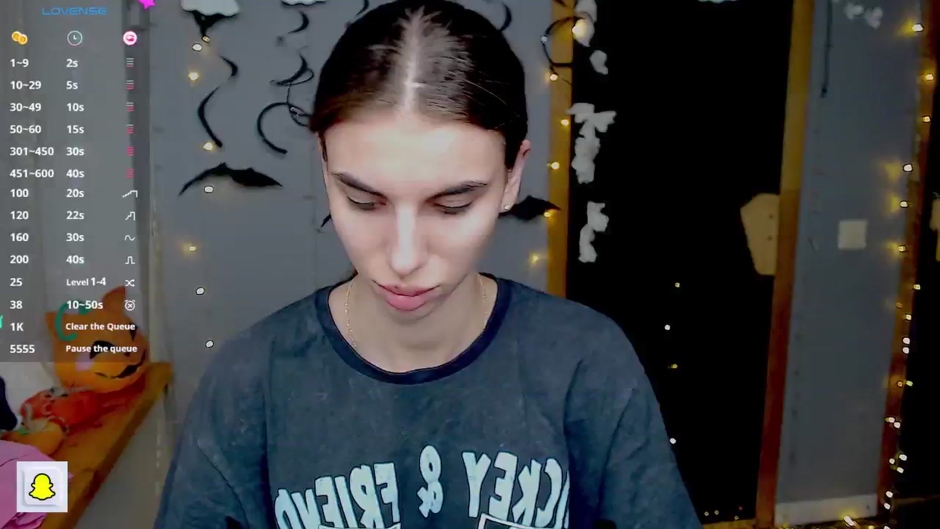 Gallery image thumbnail from Graceful_Doll's myfreecams stream on, 10/30/2024, 15:03 image 9 of 20