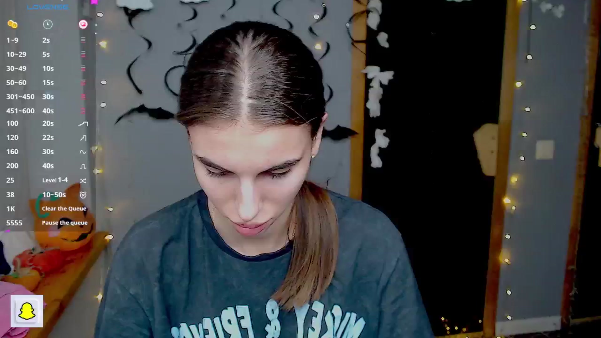 Gallery image thumbnail from Graceful_Doll's myfreecams stream on, 10/30/2024, 15:03 image 6 of 20