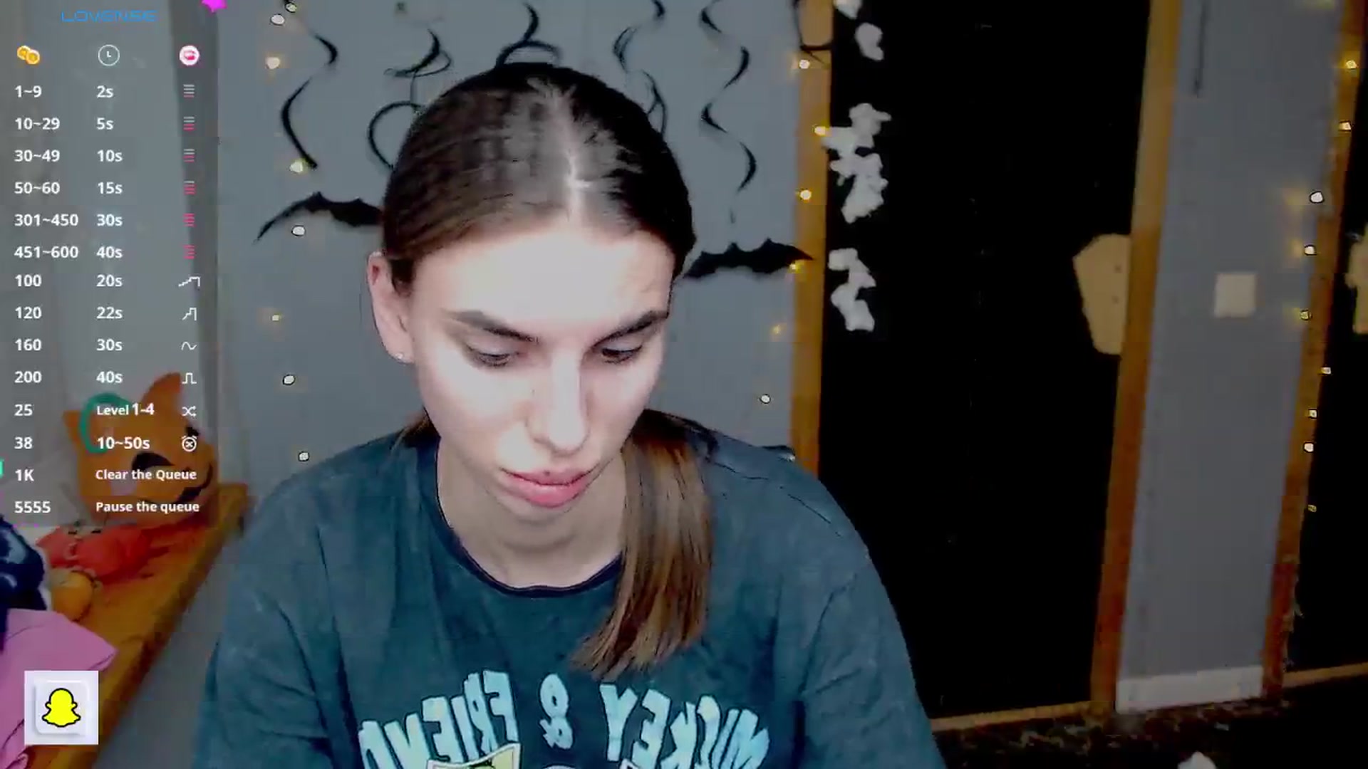 Gallery image thumbnail from Graceful_Doll's myfreecams stream on, 10/30/2024, 18:03 image 14 of 20