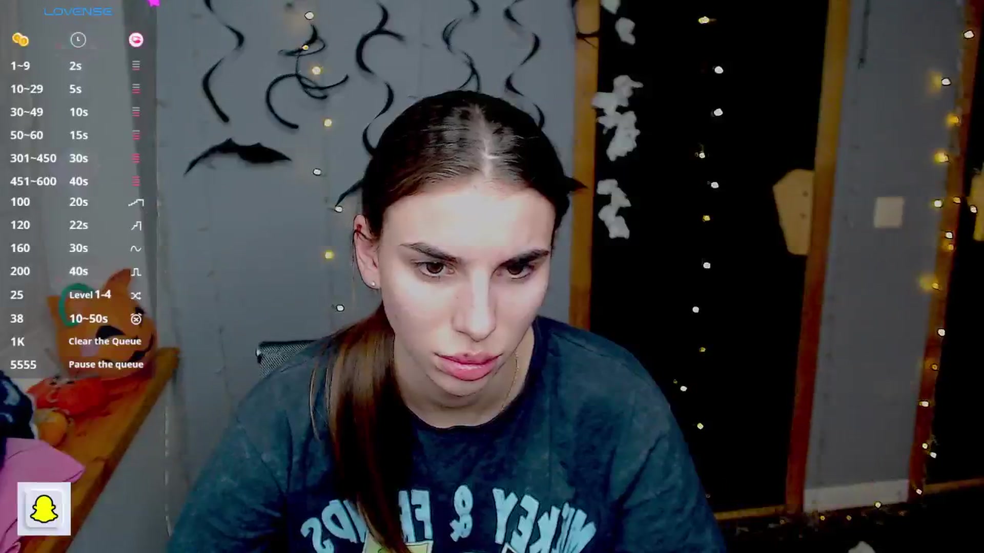 Gallery image thumbnail from Graceful_Doll's myfreecams stream on, 10/30/2024, 18:03 image 9 of 20