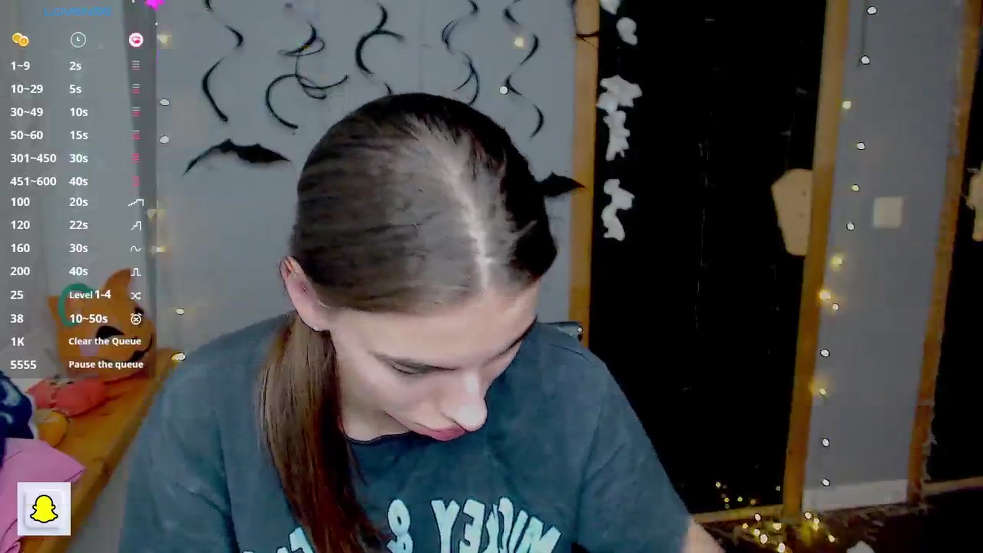 Gallery image thumbnail from Graceful_Doll's myfreecams stream on, 10/30/2024, 18:03 image 7 of 20