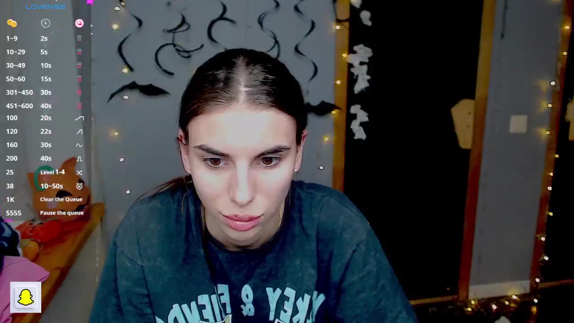 Gallery image thumbnail from Graceful_Doll's myfreecams stream on, 10/30/2024, 18:03 image 8 of 20