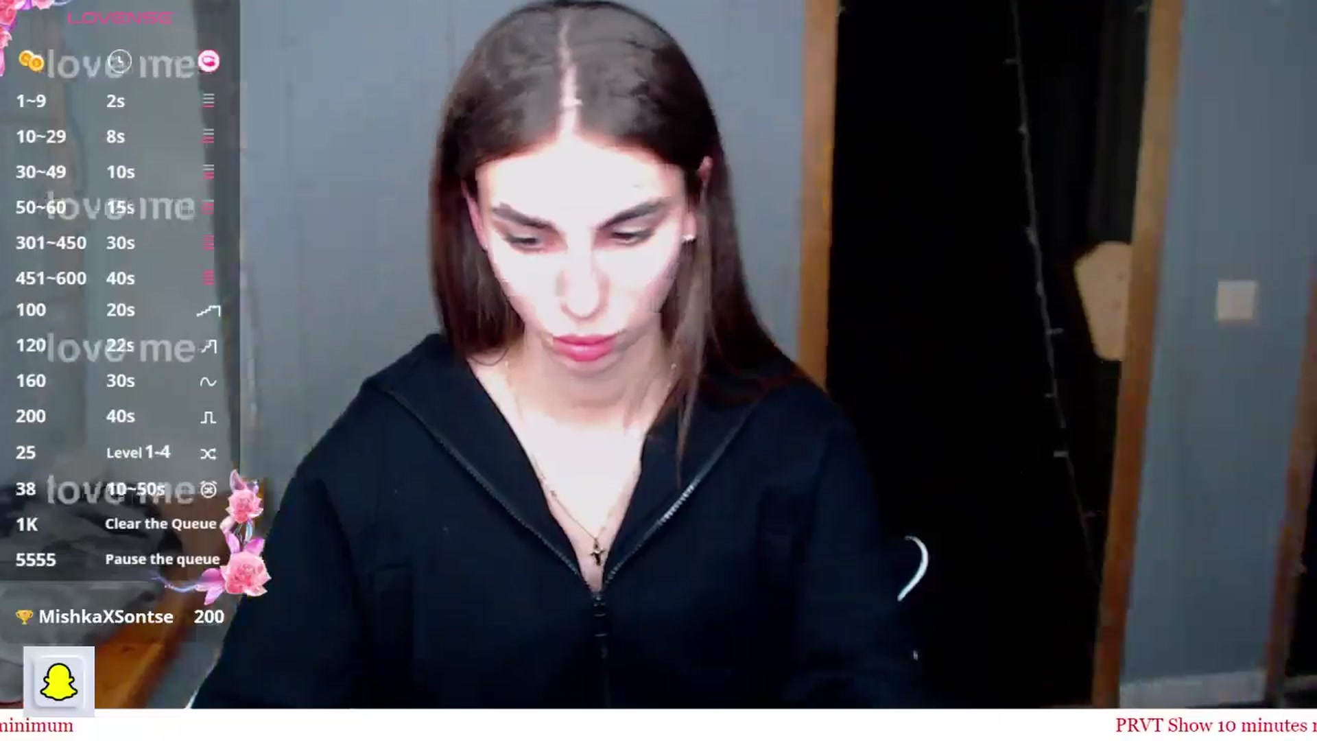 Gallery image thumbnail from Graceful_Doll's myfreecams stream on, 11/19/2024, 13:33 image 19 of 20