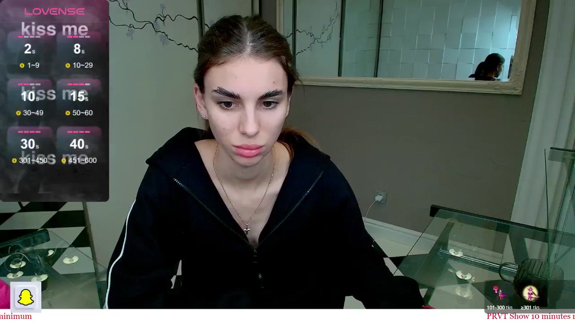 Gallery image thumbnail from Graceful_Doll's myfreecams stream on, 11/19/2024, 16:16 image 9 of 20