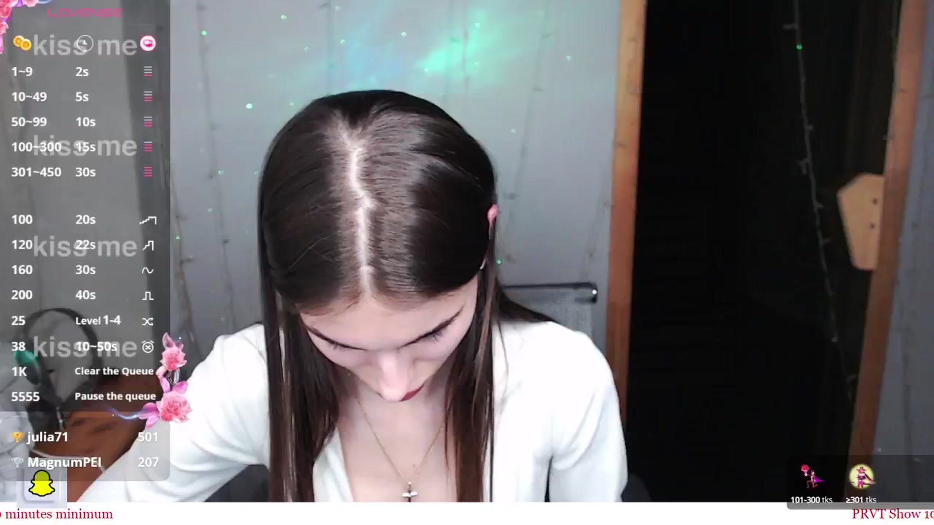 Gallery image thumbnail from Graceful_Doll's myfreecams stream on, 11/25/2024, 18:02 image 10 of 20