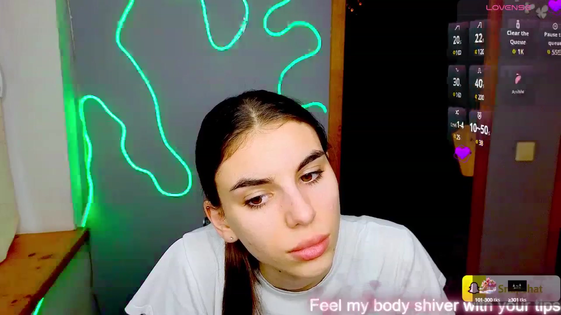 Gallery image thumbnail from Graceful_Doll's myfreecams stream on, 02/01/2025, 11:20 image 9 of 20