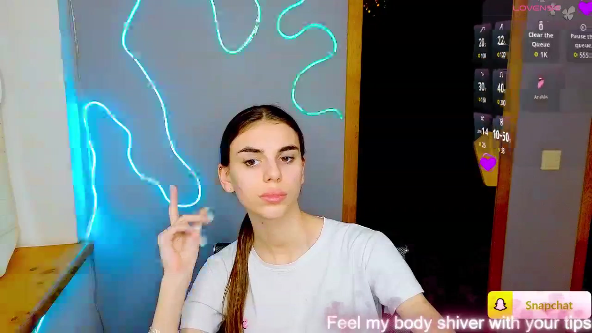 Gallery image thumbnail from Graceful_Doll's myfreecams stream on, 02/01/2025, 11:20 image 18 of 20