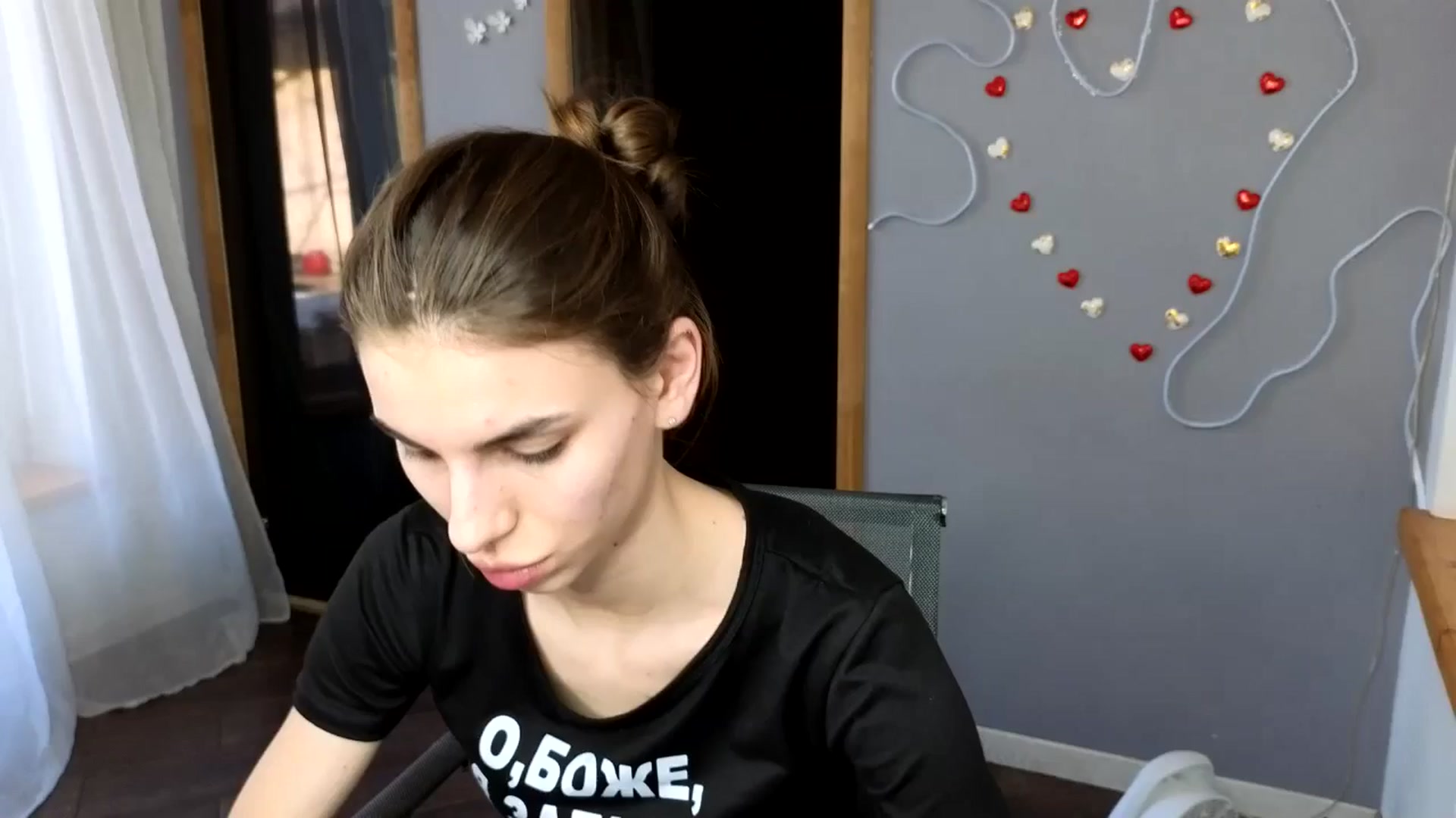 Gallery image thumbnail from Graceful_Doll's myfreecams stream on, 03/01/2025, 12:03 image 9 of 20