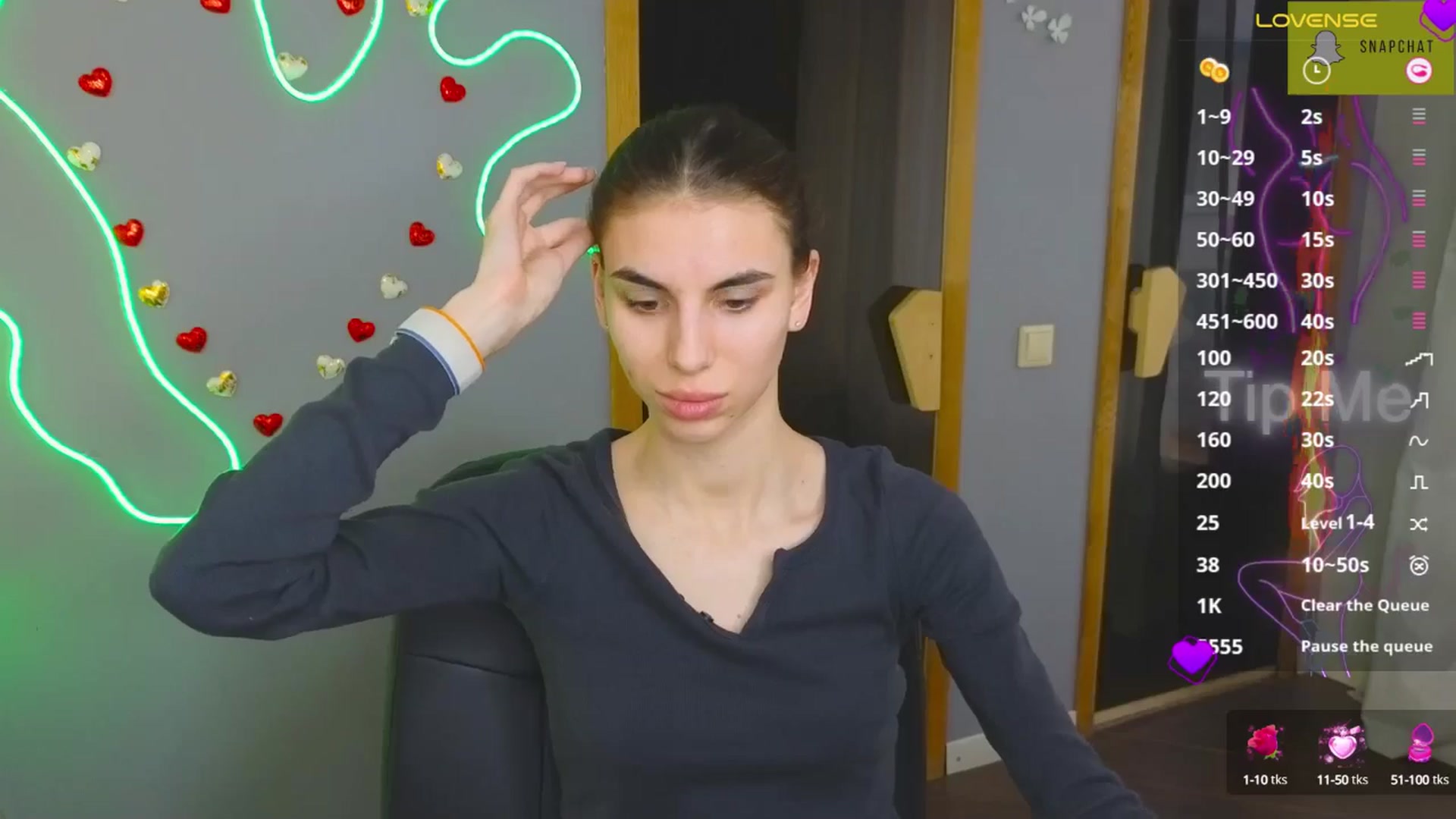 Gallery image thumbnail from Graceful_Doll's myfreecams stream on, 03/17/2025, 12:05 image 5 of 20