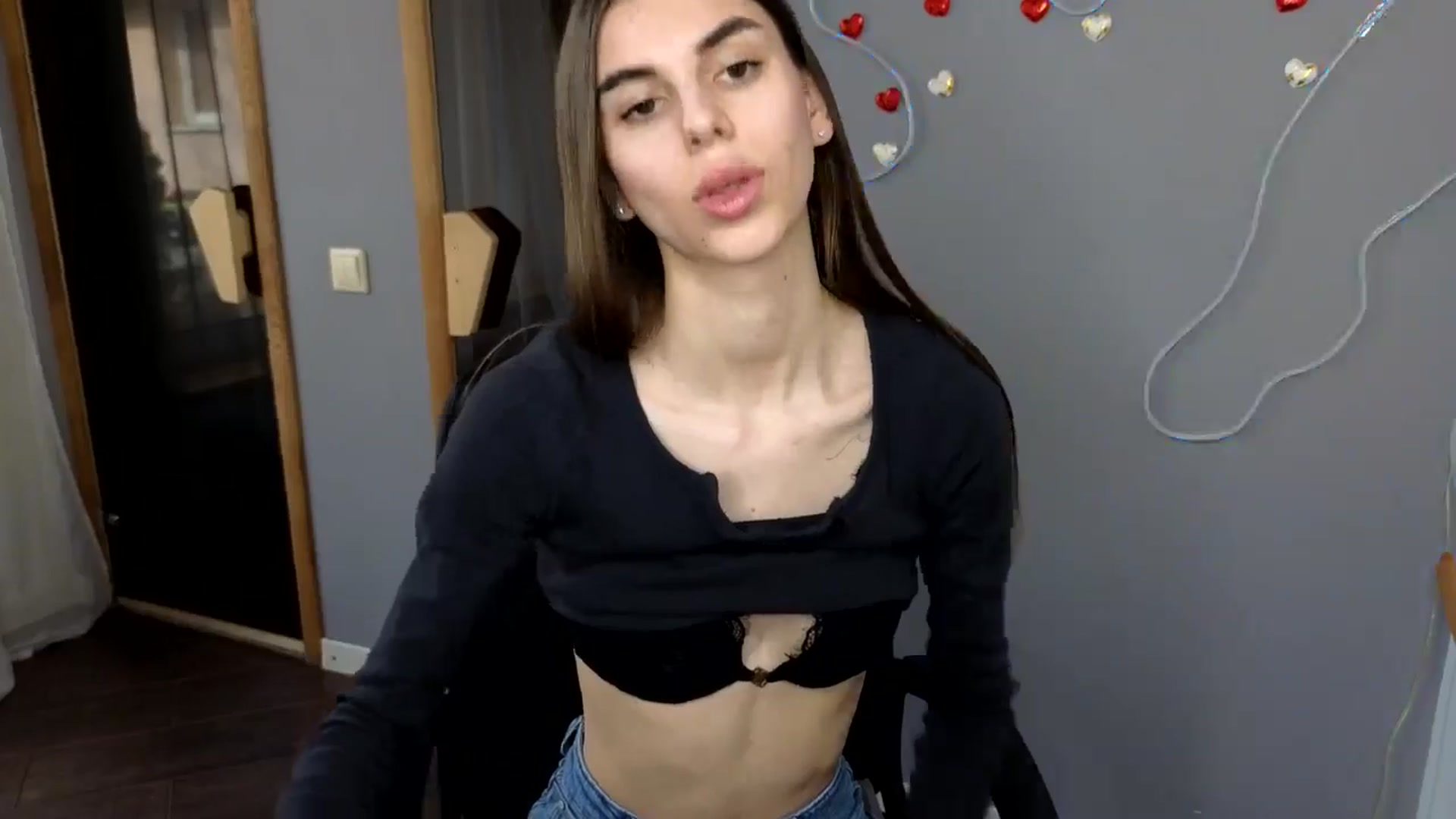 Gallery image thumbnail from Graceful_Doll's myfreecams stream on, 03/22/2025, 11:01 image 8 of 20
