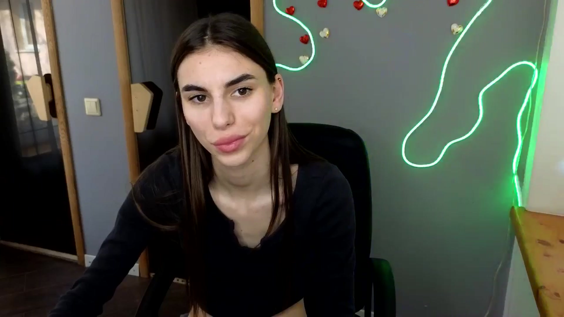 Gallery image thumbnail from Graceful_Doll's myfreecams stream on, 03/22/2025, 11:01 image 20 of 20