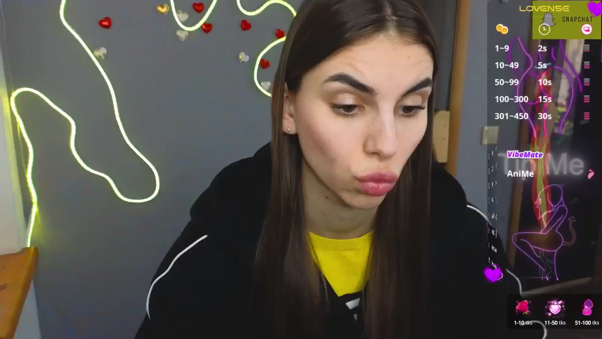 Gallery image thumbnail from Graceful_Doll's myfreecams stream on, 03/22/2025, 12:01 image 1 of 20