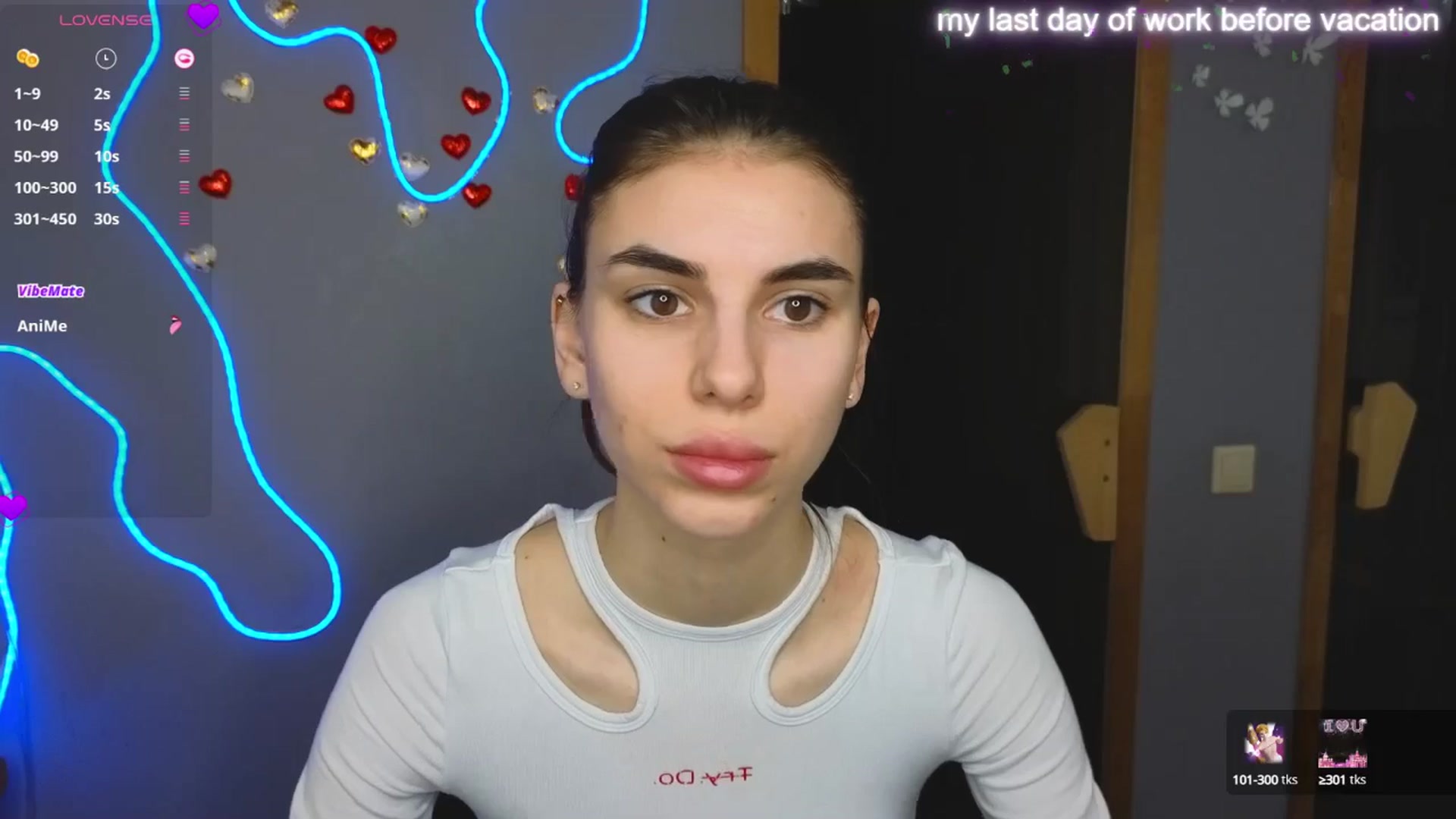Gallery image thumbnail from Graceful_Doll's myfreecams stream on, 03/25/2025, 07:41 image 13 of 20