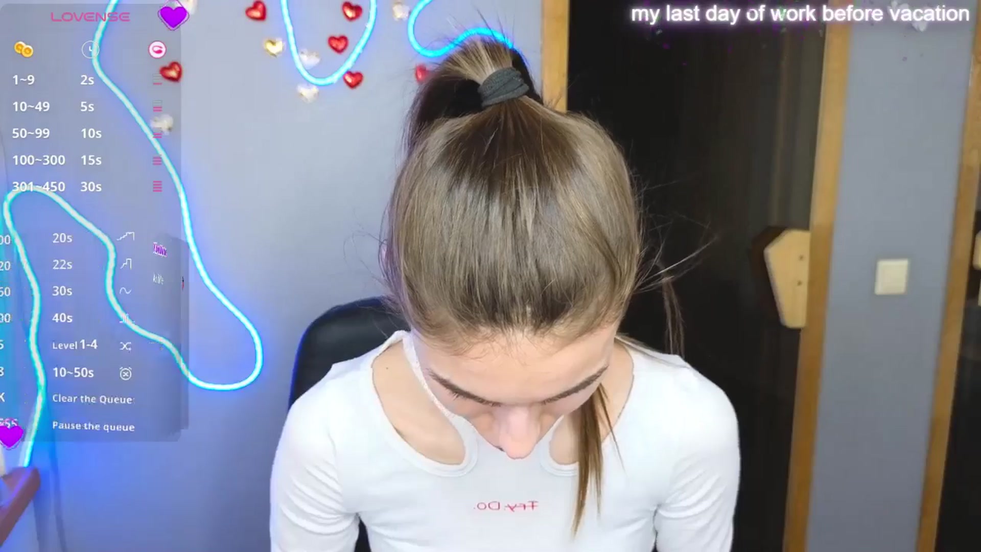 Gallery image thumbnail from Graceful_Doll's myfreecams stream on, 03/25/2025, 09:31 image 16 of 20