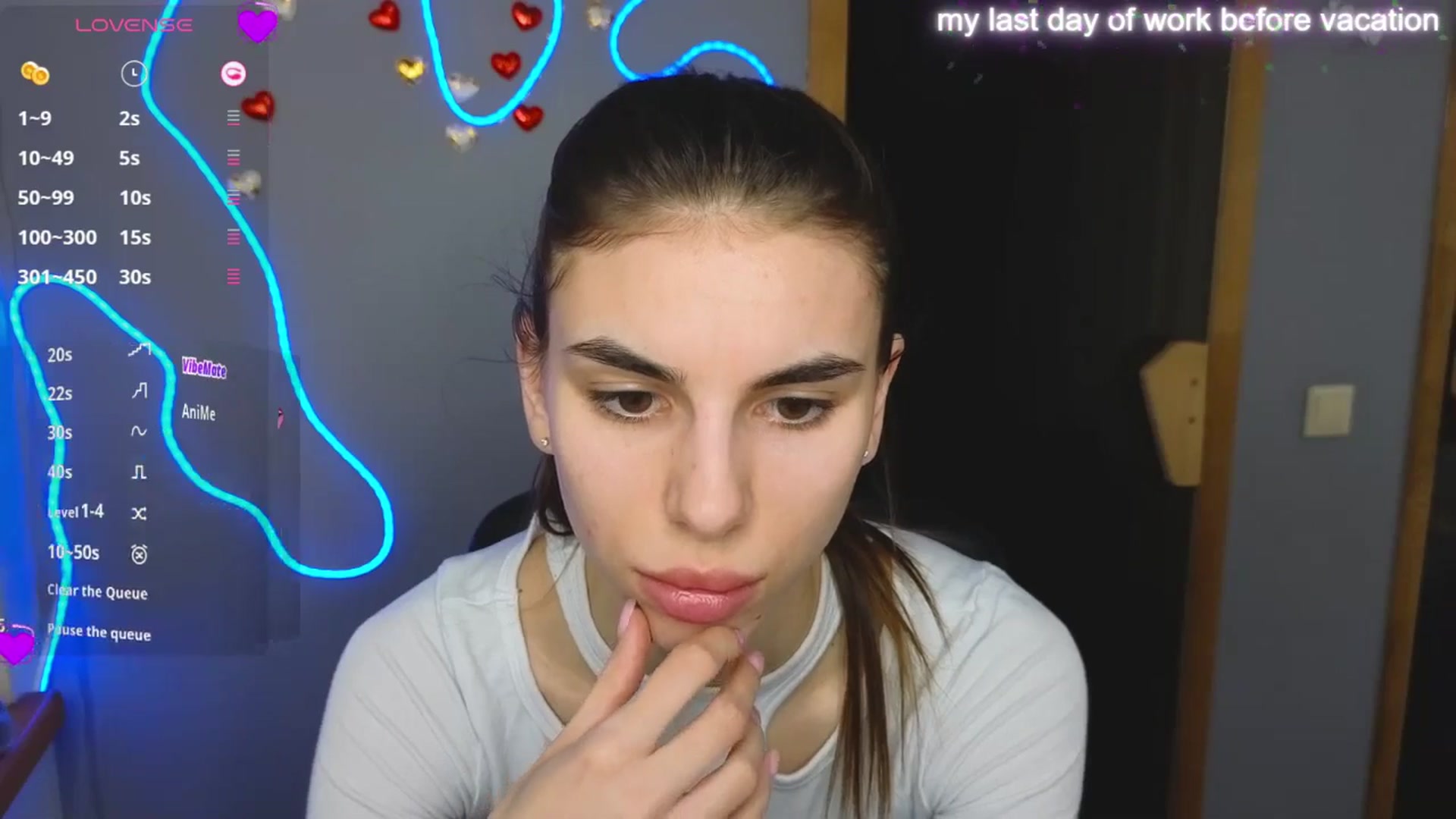 Gallery image thumbnail from Graceful_Doll's myfreecams stream on, 03/25/2025, 09:31 image 10 of 20