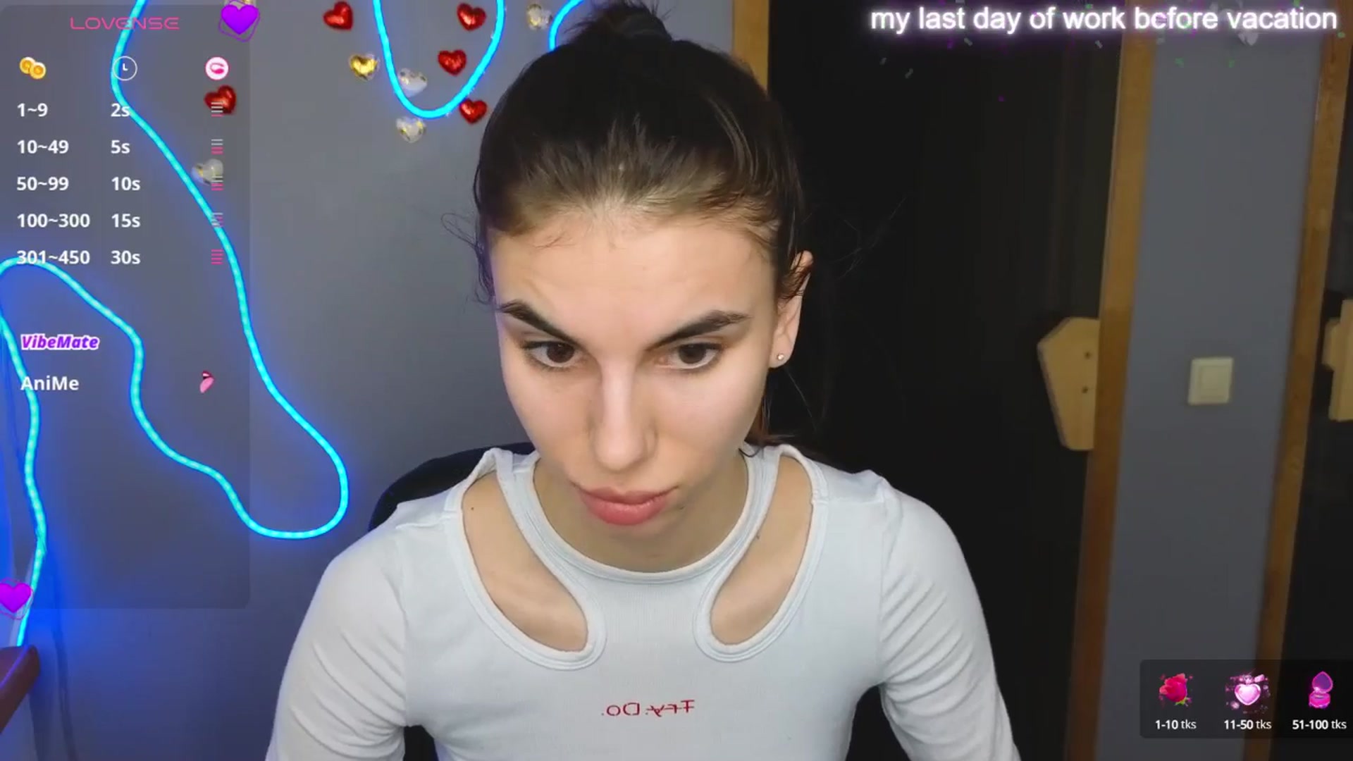 Gallery image thumbnail from Graceful_Doll's myfreecams stream on, 03/25/2025, 09:31 image 13 of 20