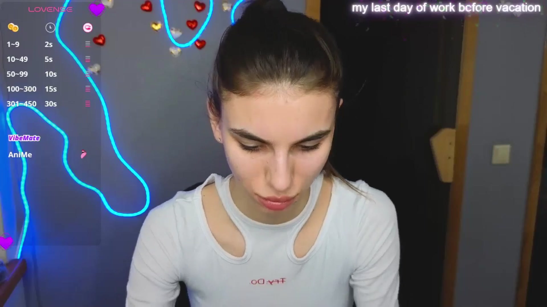 Gallery image thumbnail from Graceful_Doll's myfreecams stream on, 03/25/2025, 09:31 image 11 of 20
