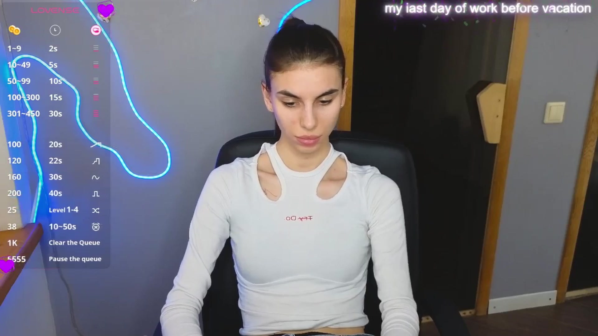 Gallery image thumbnail from Graceful_Doll's myfreecams stream on, 03/25/2025, 11:09 image 19 of 20