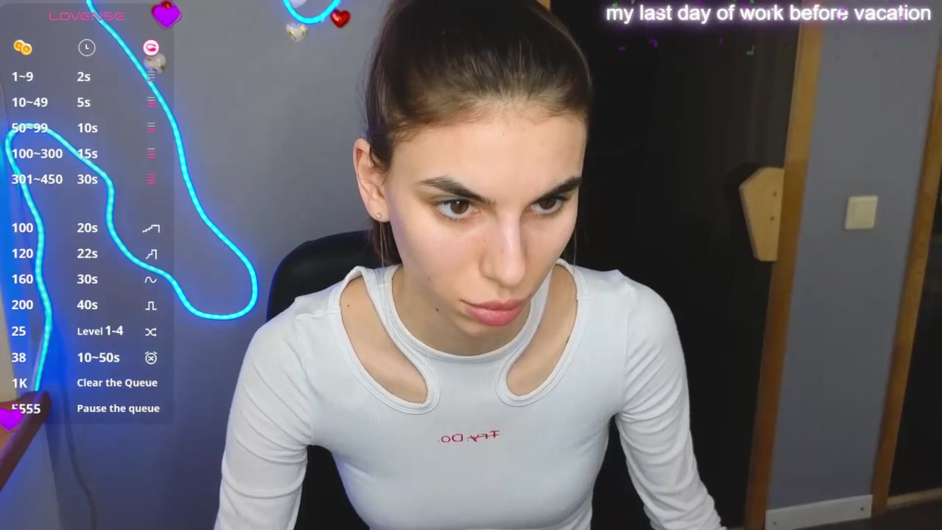 Gallery image thumbnail from Graceful_Doll's myfreecams stream on, 03/25/2025, 11:09 image 10 of 20