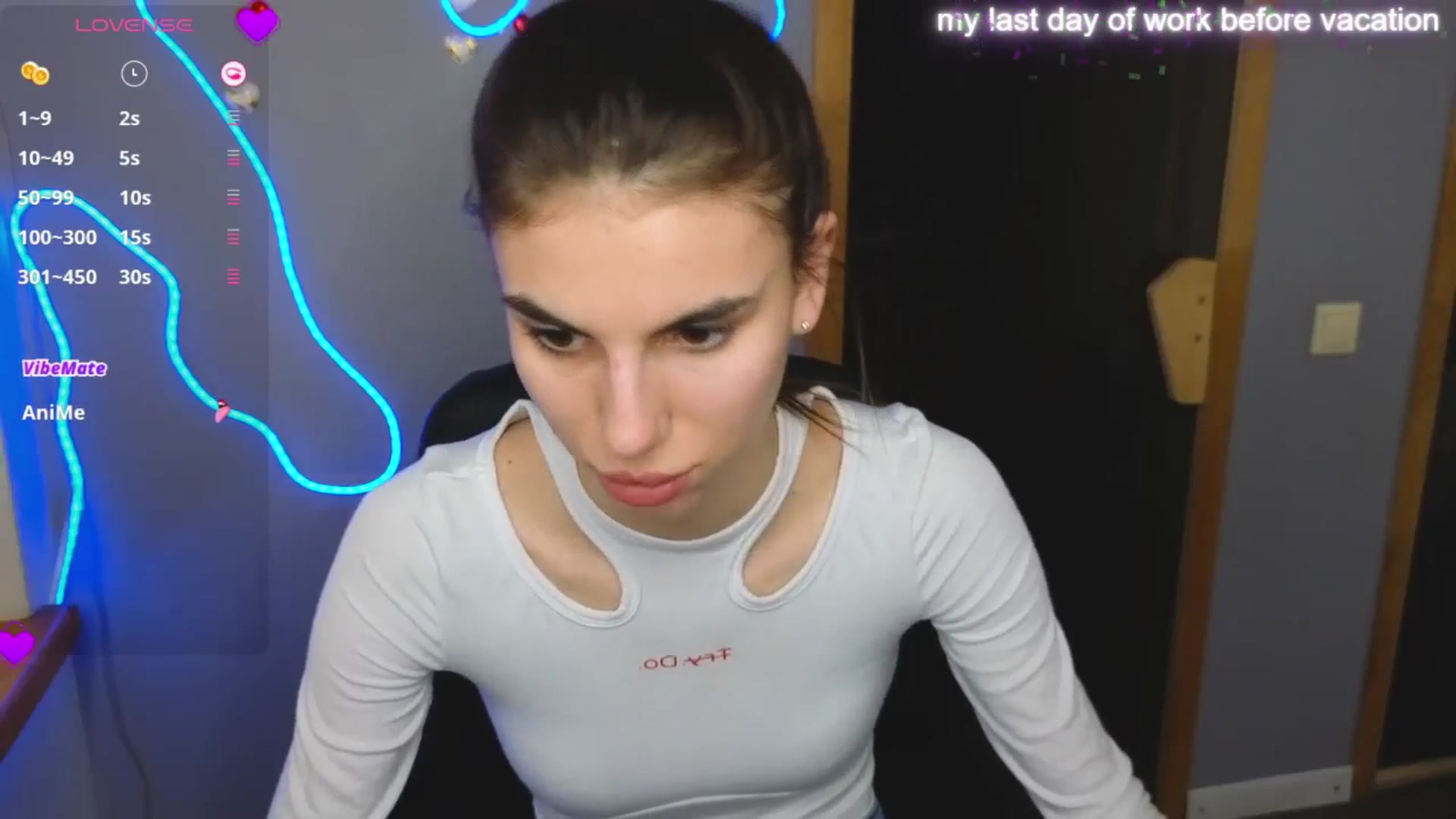 Gallery image thumbnail from Graceful_Doll's myfreecams stream on, 03/25/2025, 11:09 image 2 of 20