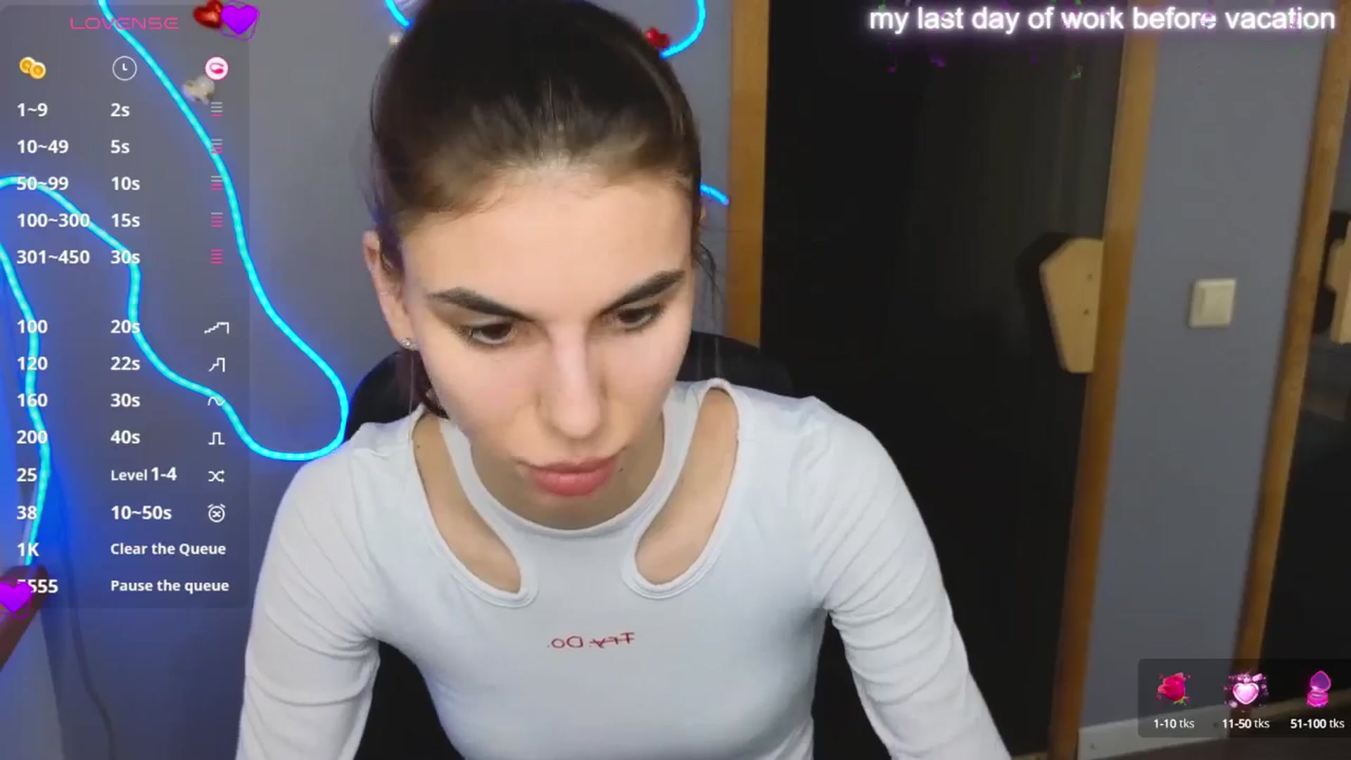 Gallery image thumbnail from Graceful_Doll's myfreecams stream on, 03/25/2025, 11:09 image 7 of 20