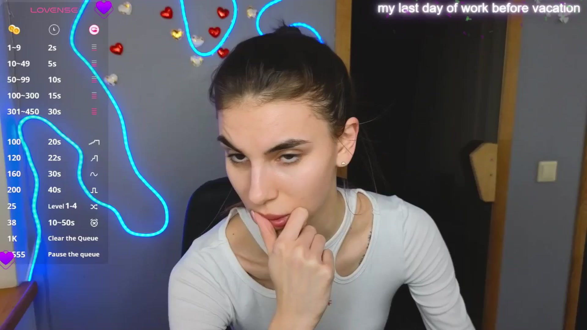 Gallery image thumbnail from Graceful_Doll's myfreecams stream on, 03/25/2025, 12:02 image 4 of 20