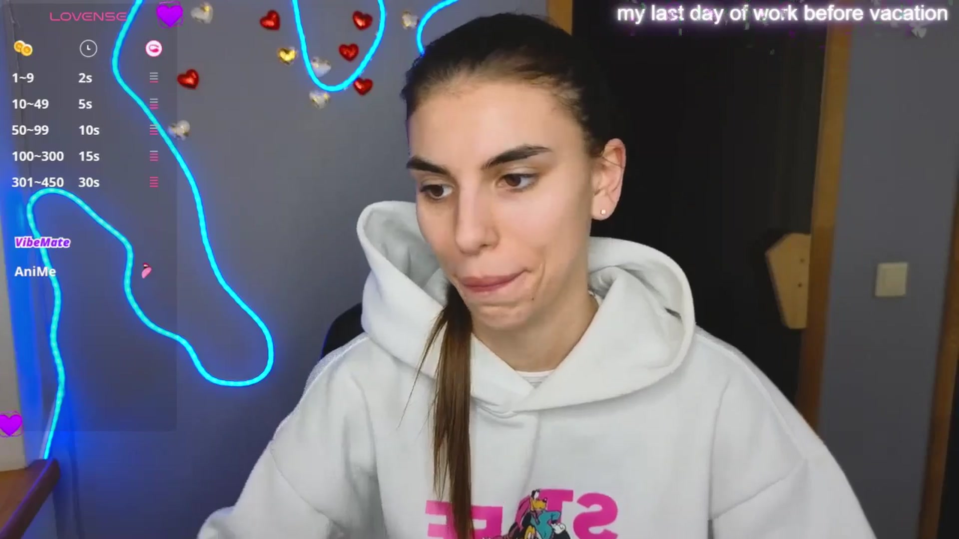 Gallery image thumbnail from Graceful_Doll's myfreecams stream on, 03/25/2025, 12:02 image 11 of 20