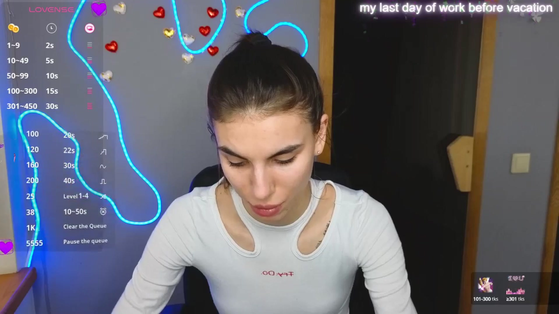 Gallery image thumbnail from Graceful_Doll's myfreecams stream on, 03/25/2025, 12:02 image 3 of 20