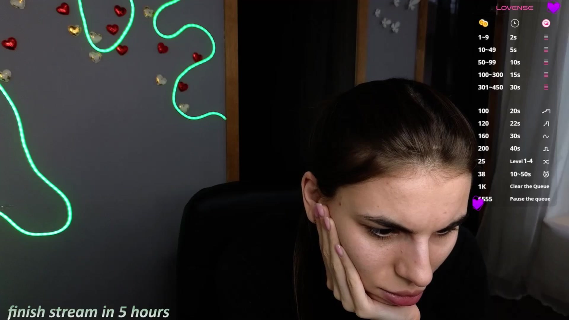 Gallery image thumbnail from Graceful_Doll's myfreecams stream on, 04/02/2025, 13:57 image 15 of 20