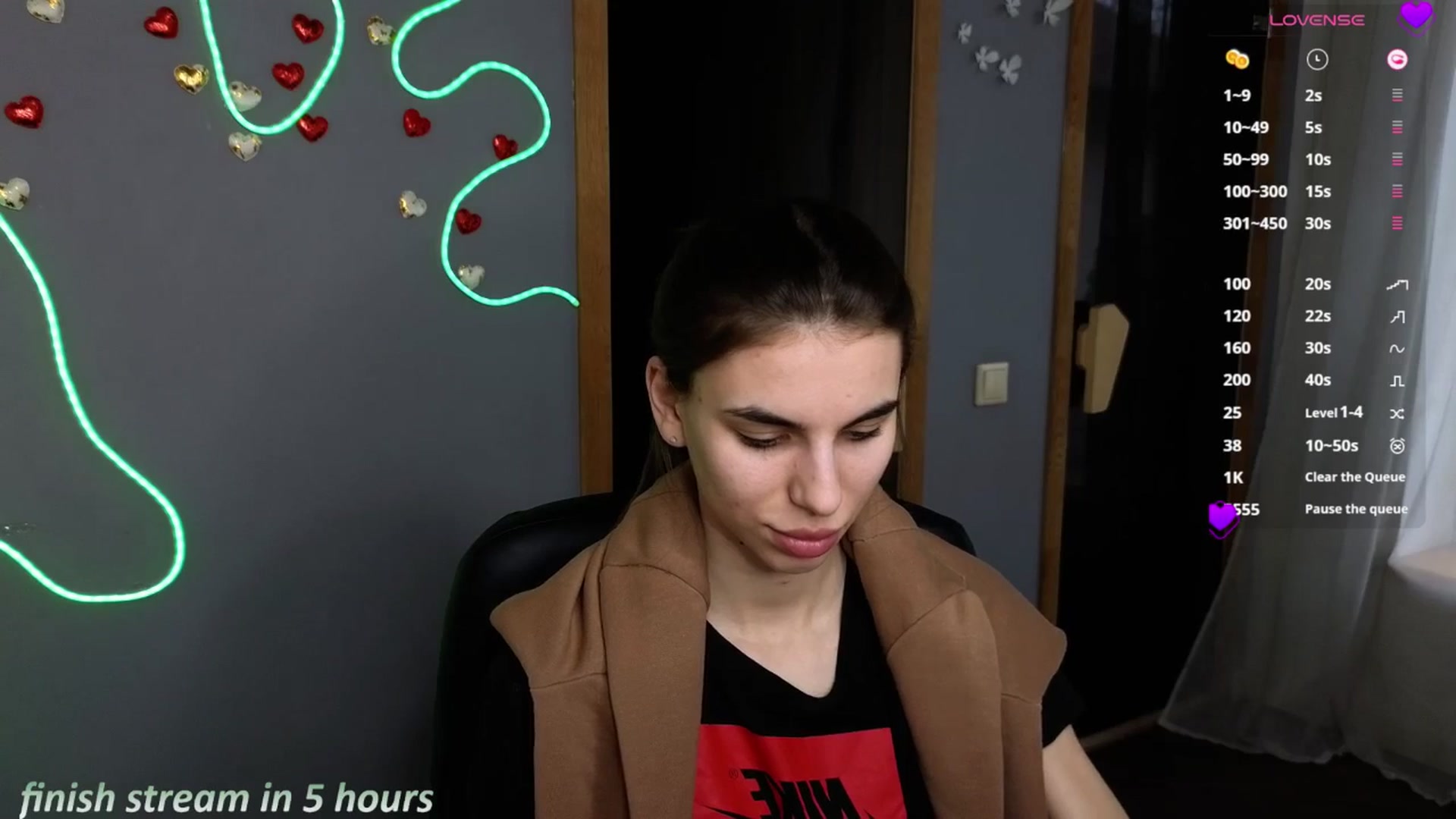 Gallery image thumbnail from Graceful_Doll's myfreecams stream on, 04/02/2025, 13:57 image 14 of 20