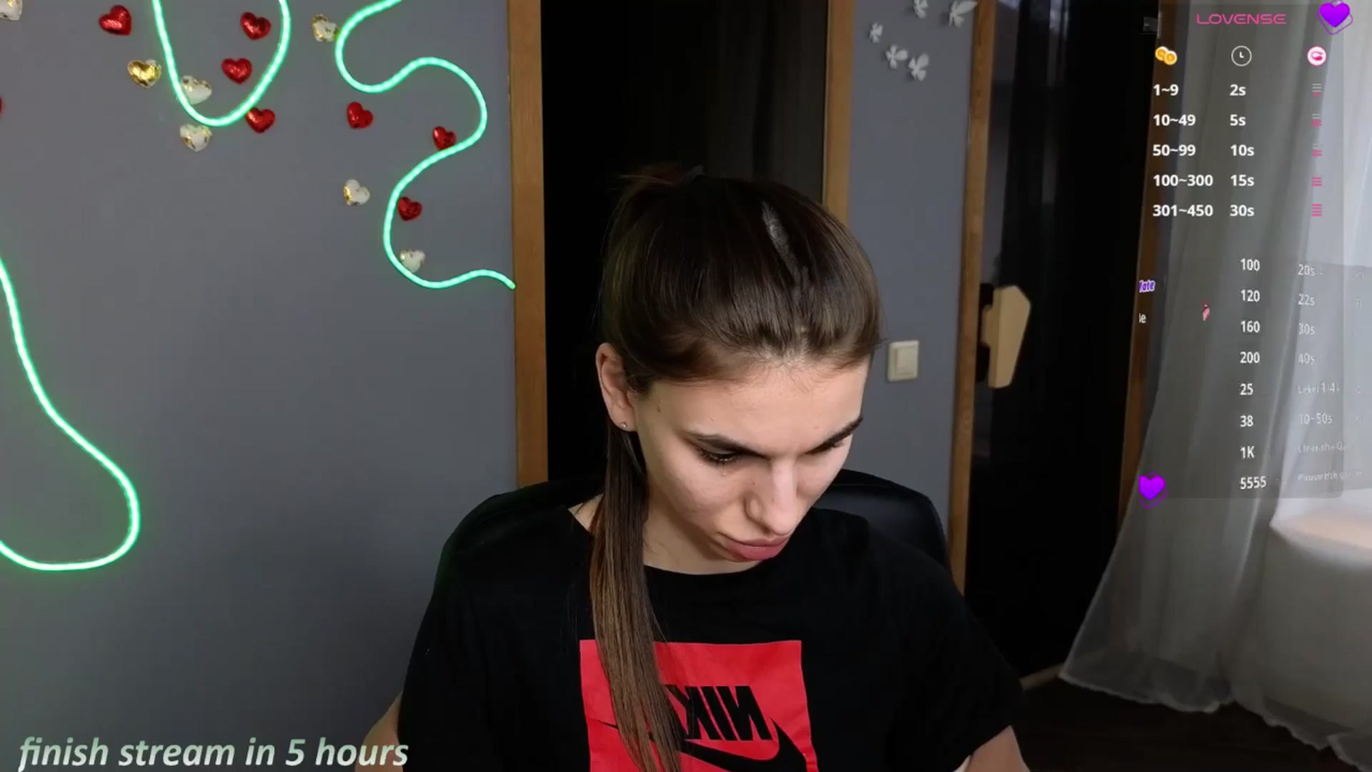 Gallery image thumbnail from Graceful_Doll's myfreecams stream on, 04/02/2025, 13:57 image 9 of 20