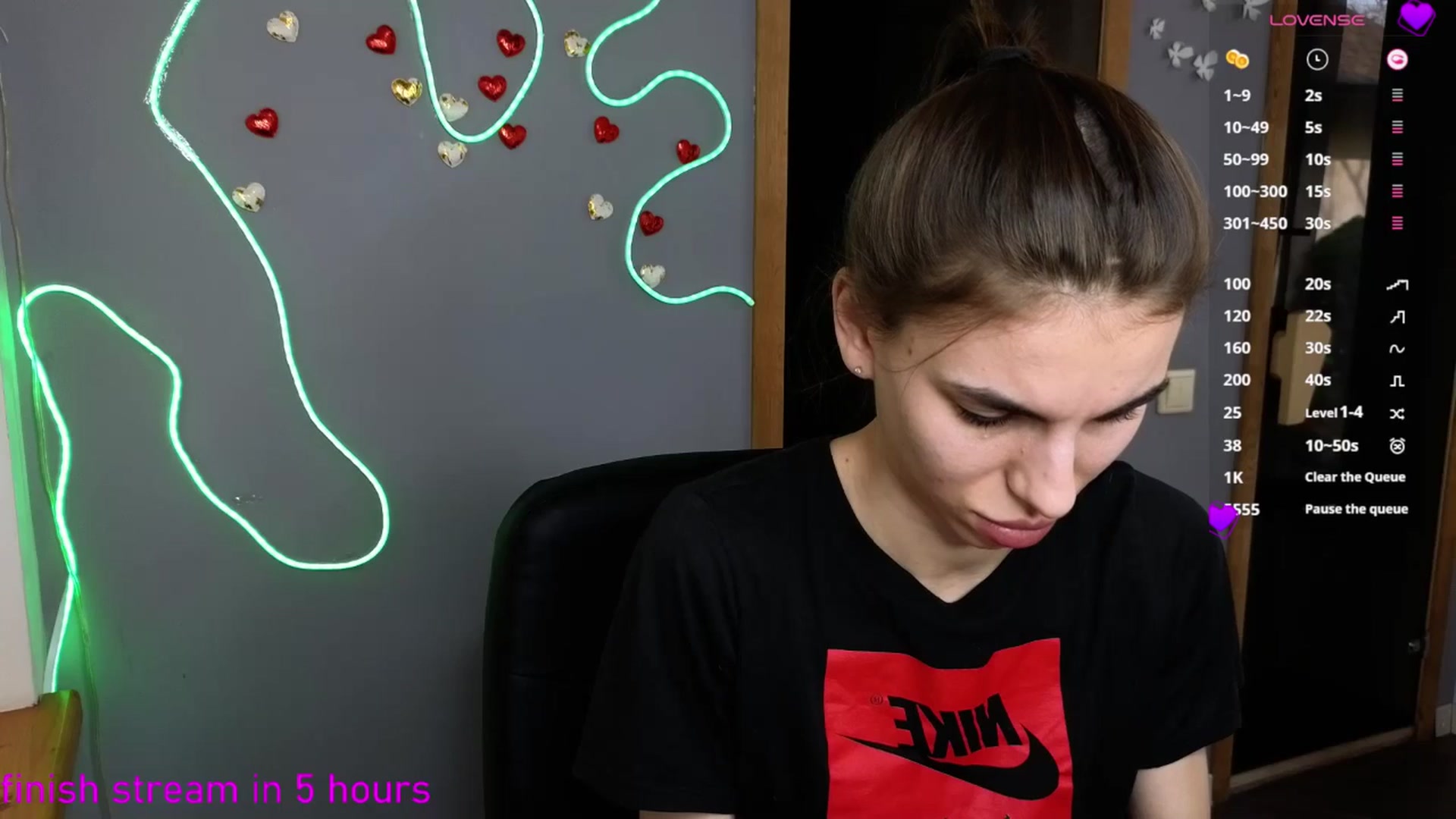 Gallery image thumbnail from Graceful_Doll's myfreecams stream on, 04/02/2025, 13:57 image 4 of 20