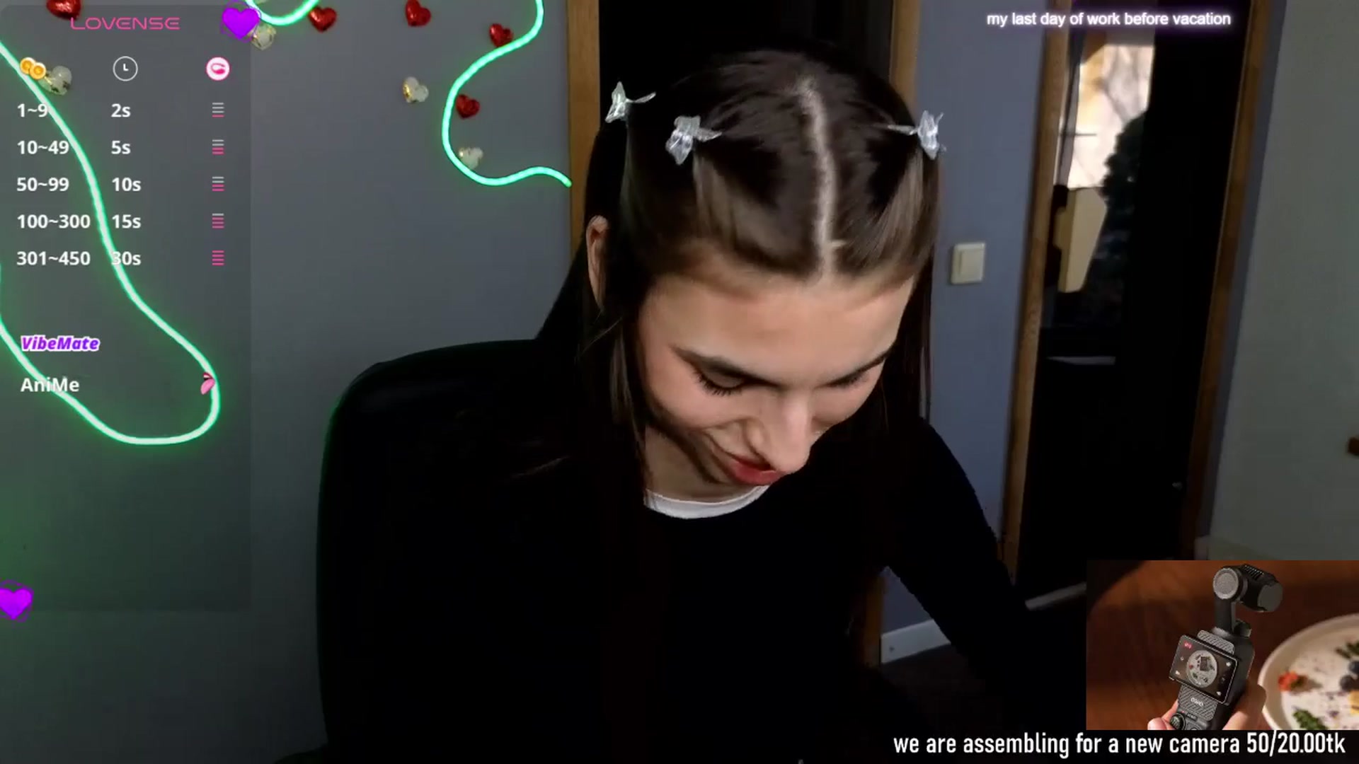 Gallery image thumbnail from Graceful_Doll's myfreecams stream on, 04/04/2025, 12:32 image 19 of 20