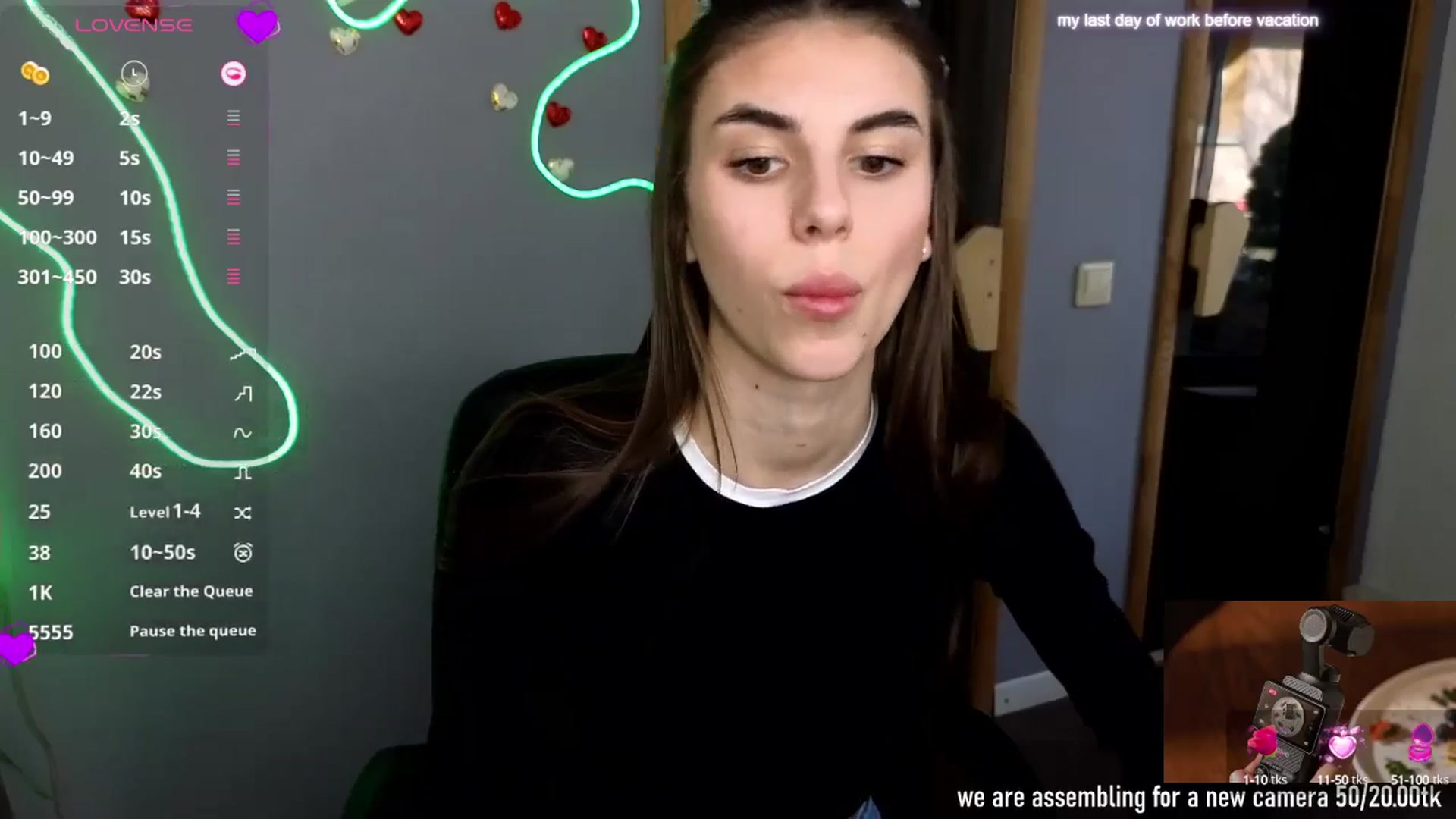 Gallery image thumbnail from Graceful_Doll's myfreecams stream on, 04/04/2025, 12:32 image 14 of 20