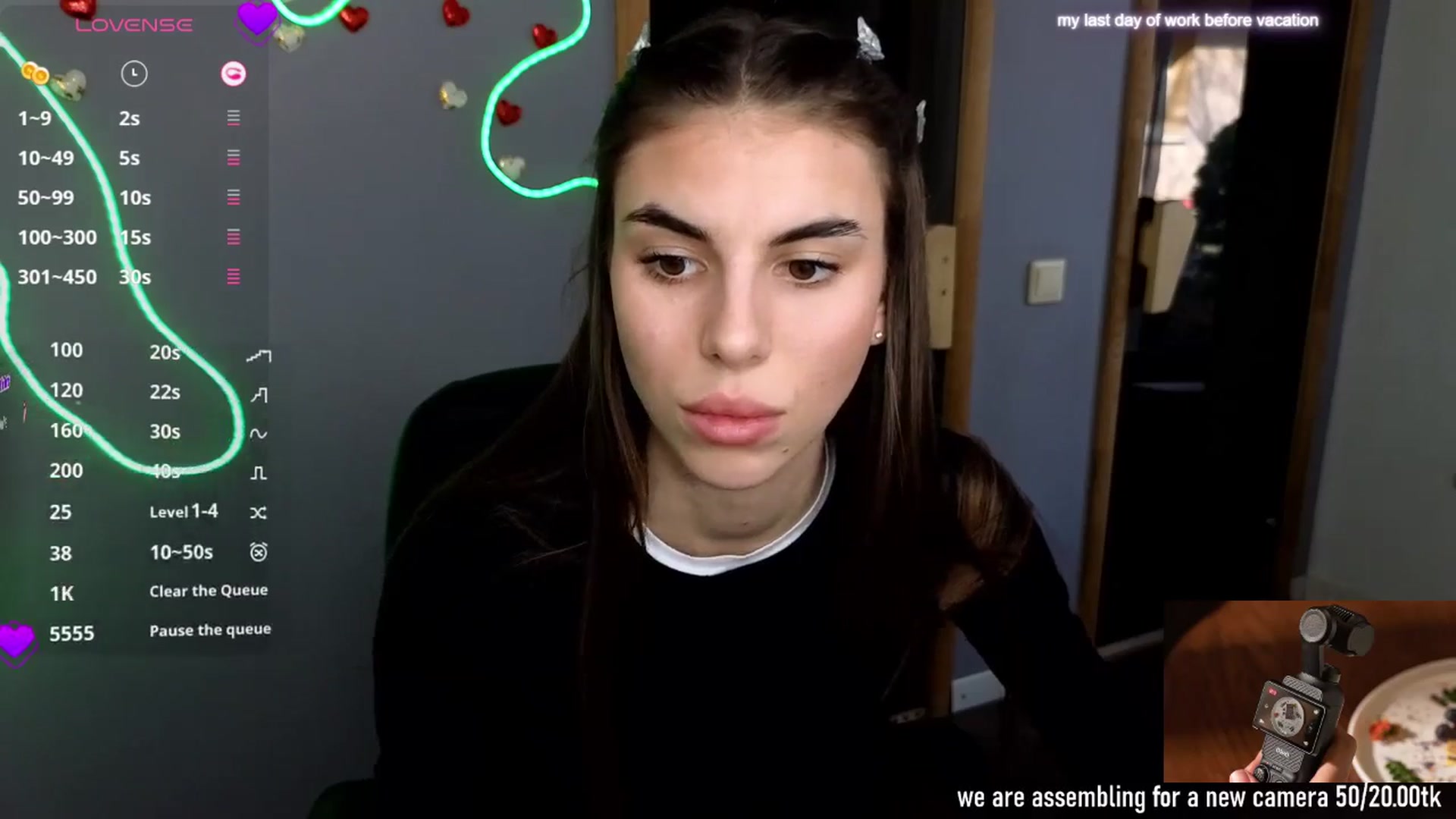 Gallery image thumbnail from Graceful_Doll's myfreecams stream on, 04/04/2025, 12:32 image 16 of 20