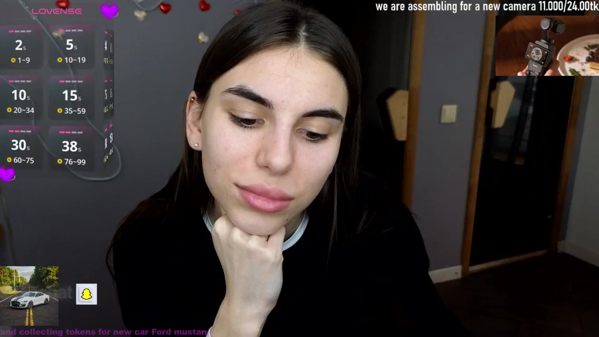 Gallery image thumbnail from Graceful_Doll's myfreecams stream on, 04/06/2025, 08:57 image 16 of 20
