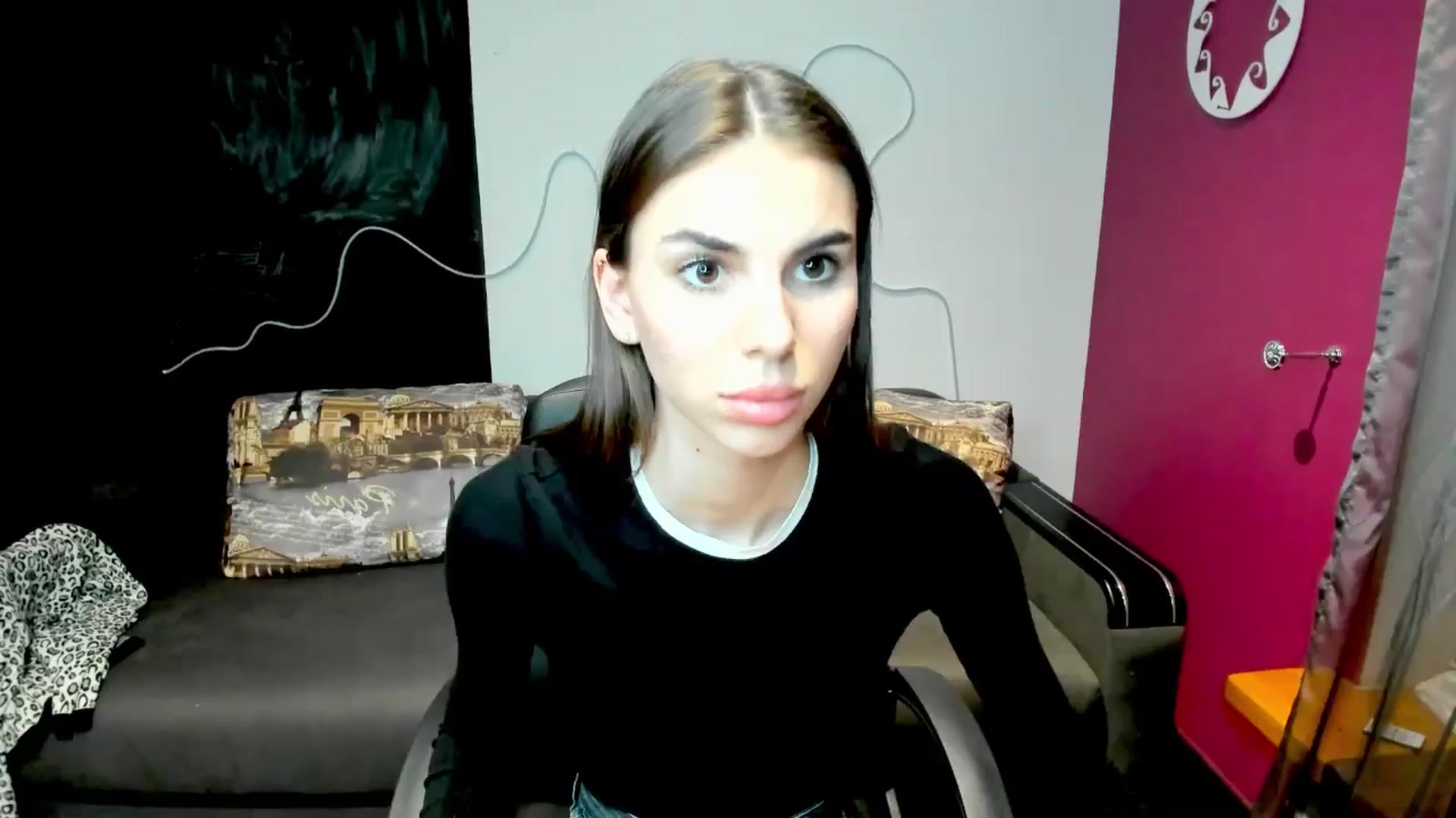 Gallery image thumbnail from Graceful_Doll's myfreecams stream on, 04/17/2025, 17:23 image 11 of 20