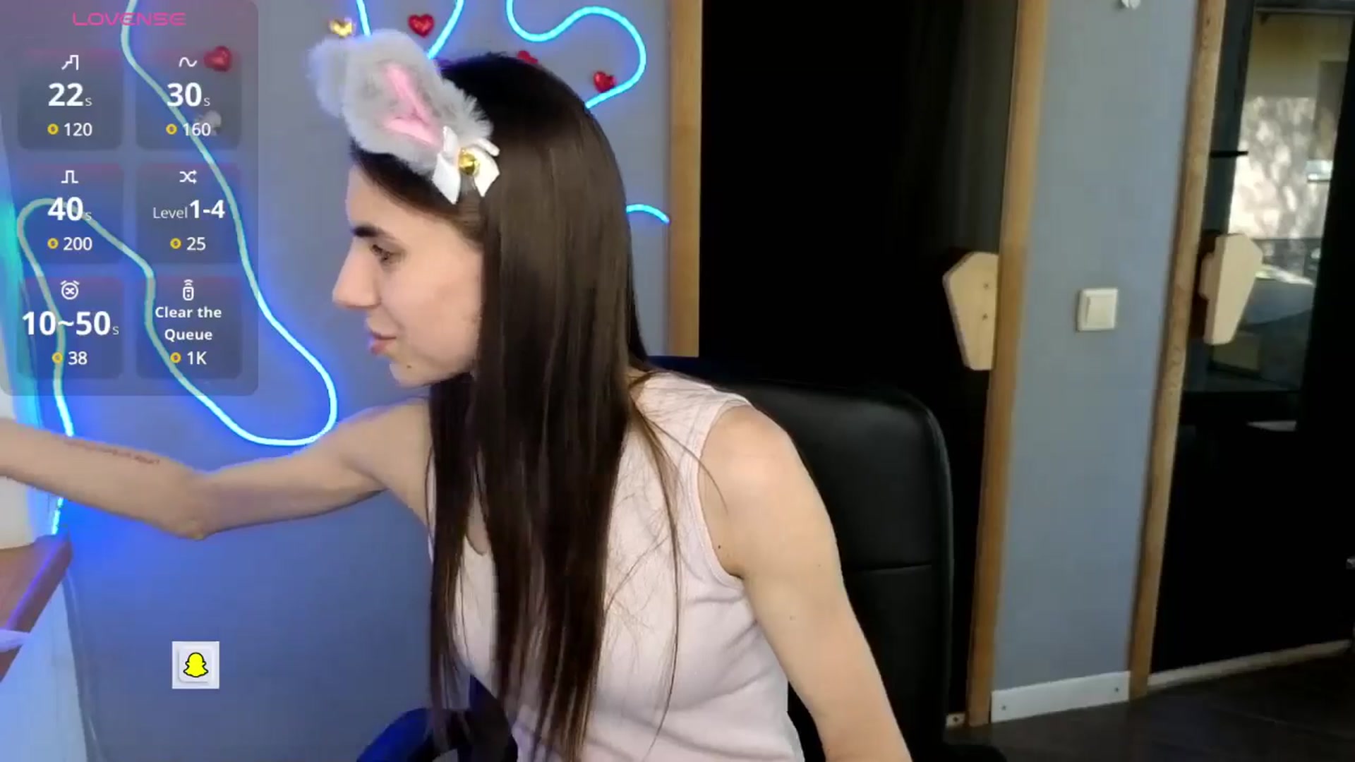Gallery image thumbnail from Graceful_Doll's myfreecams stream on, 04/18/2025, 12:01 image 8 of 20