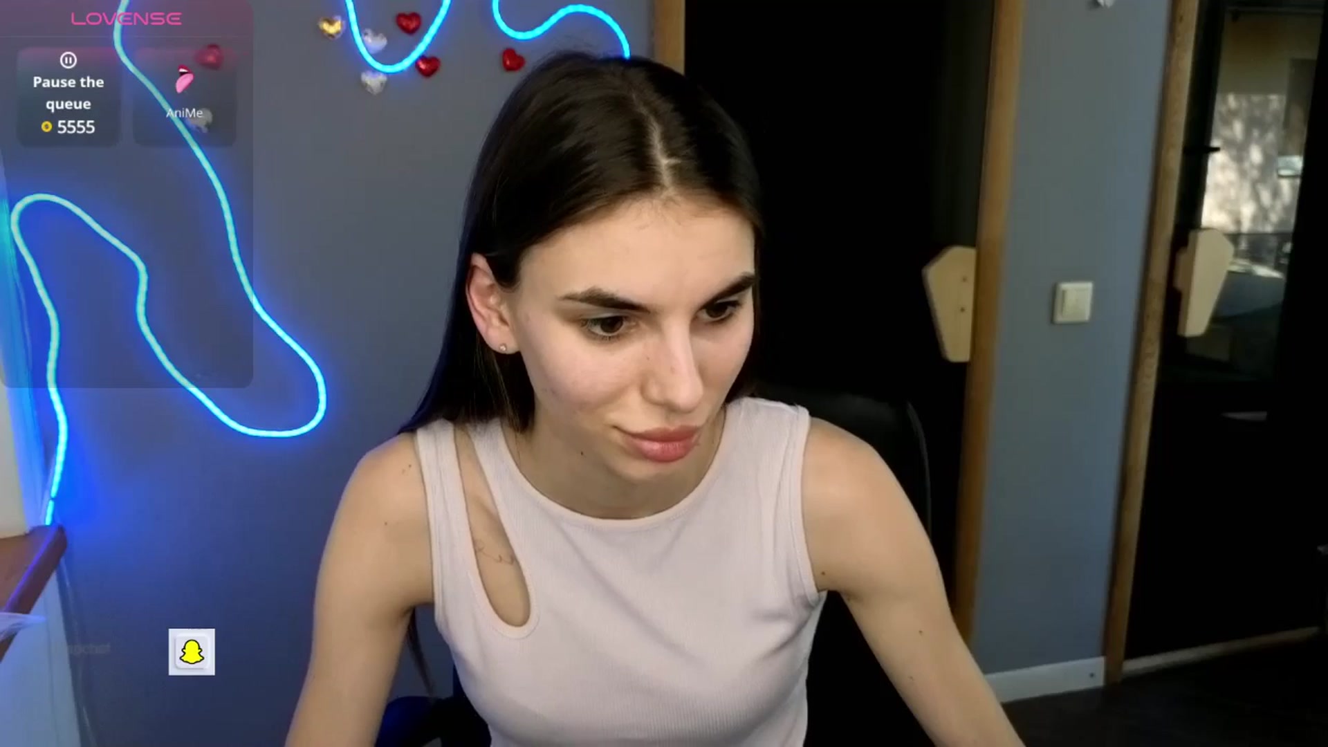 Gallery image thumbnail from Graceful_Doll's myfreecams stream on, 04/18/2025, 12:01 image 9 of 20